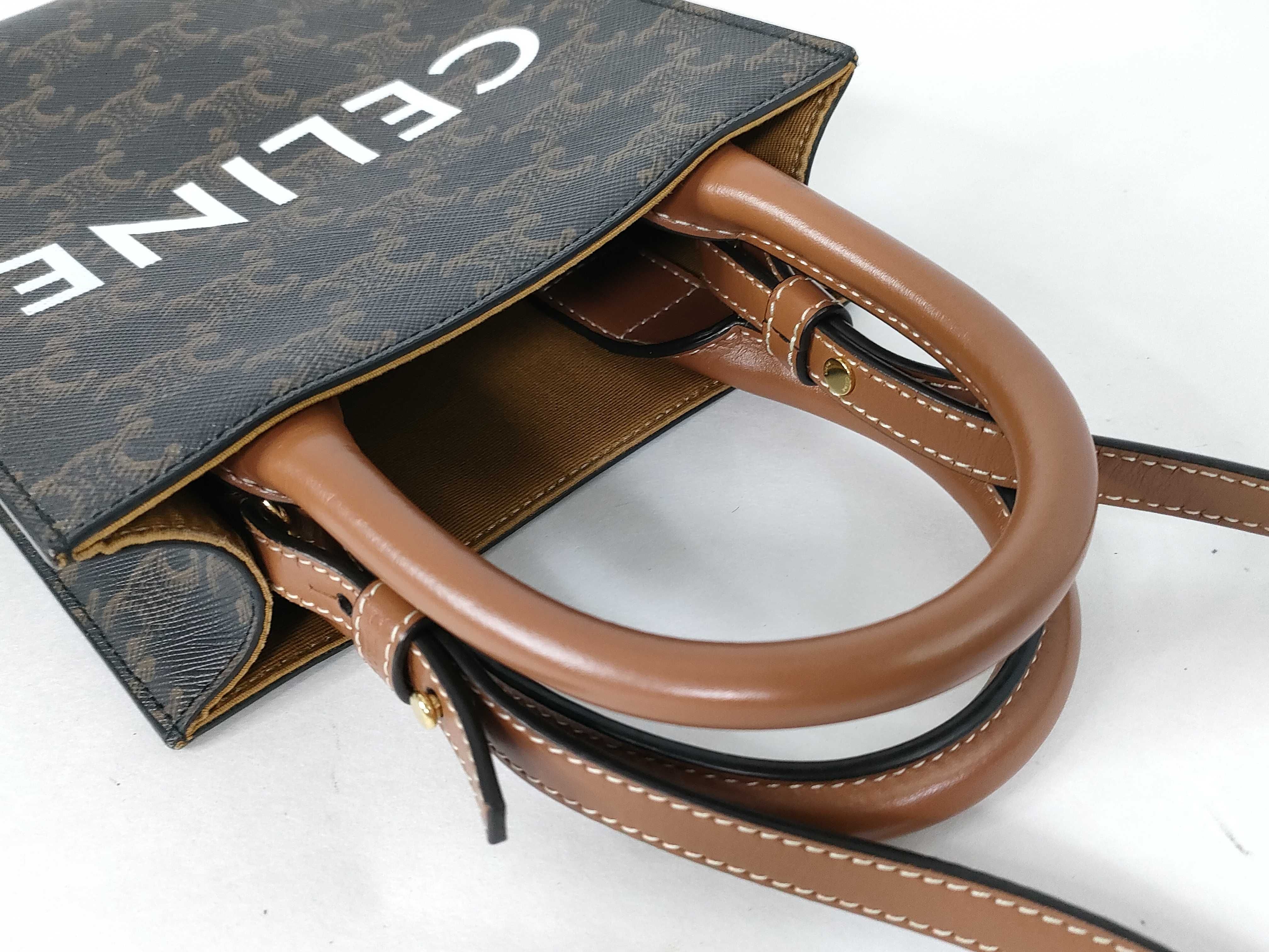 Triomphe Vertical Hippo Shoulder Handbag Shoulder Bag — view 3