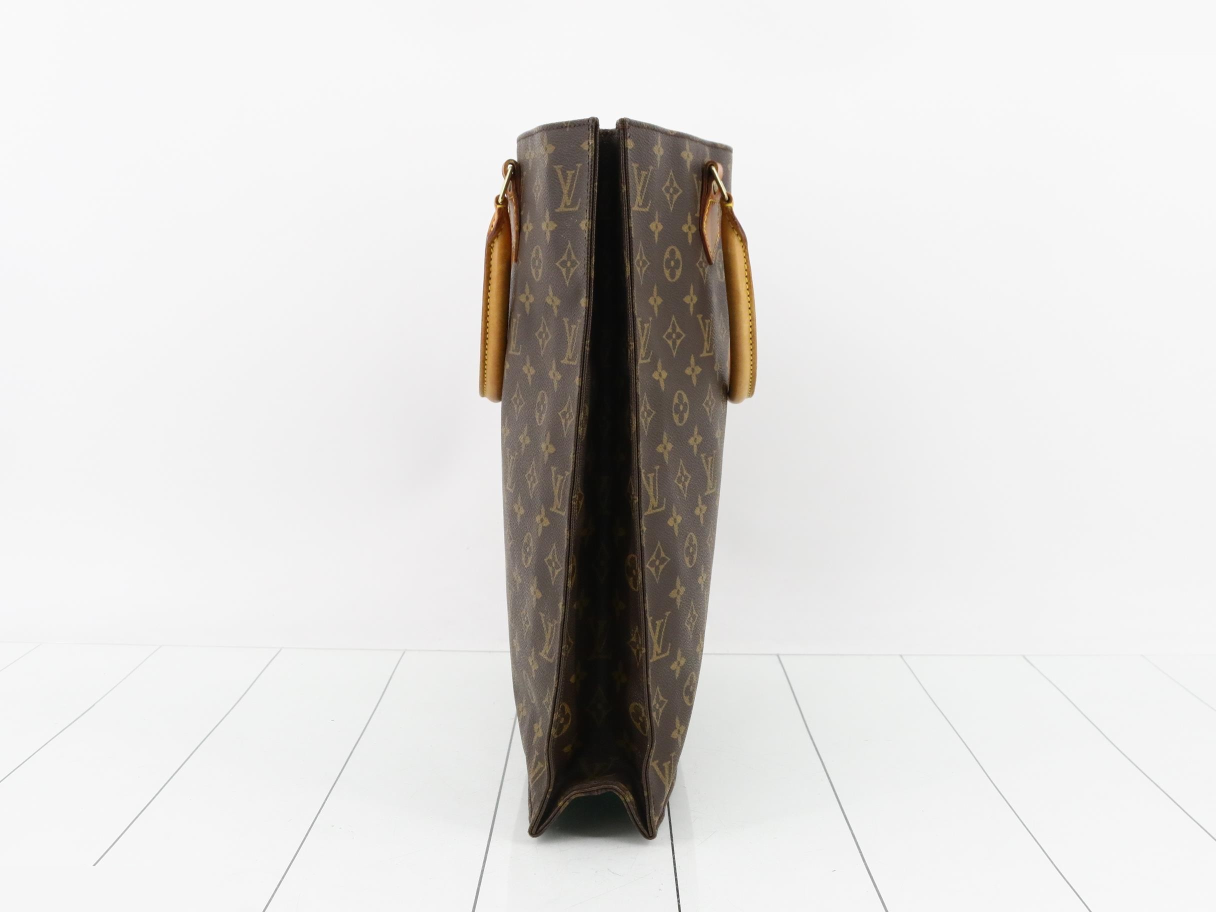 Sac Pla — view 3