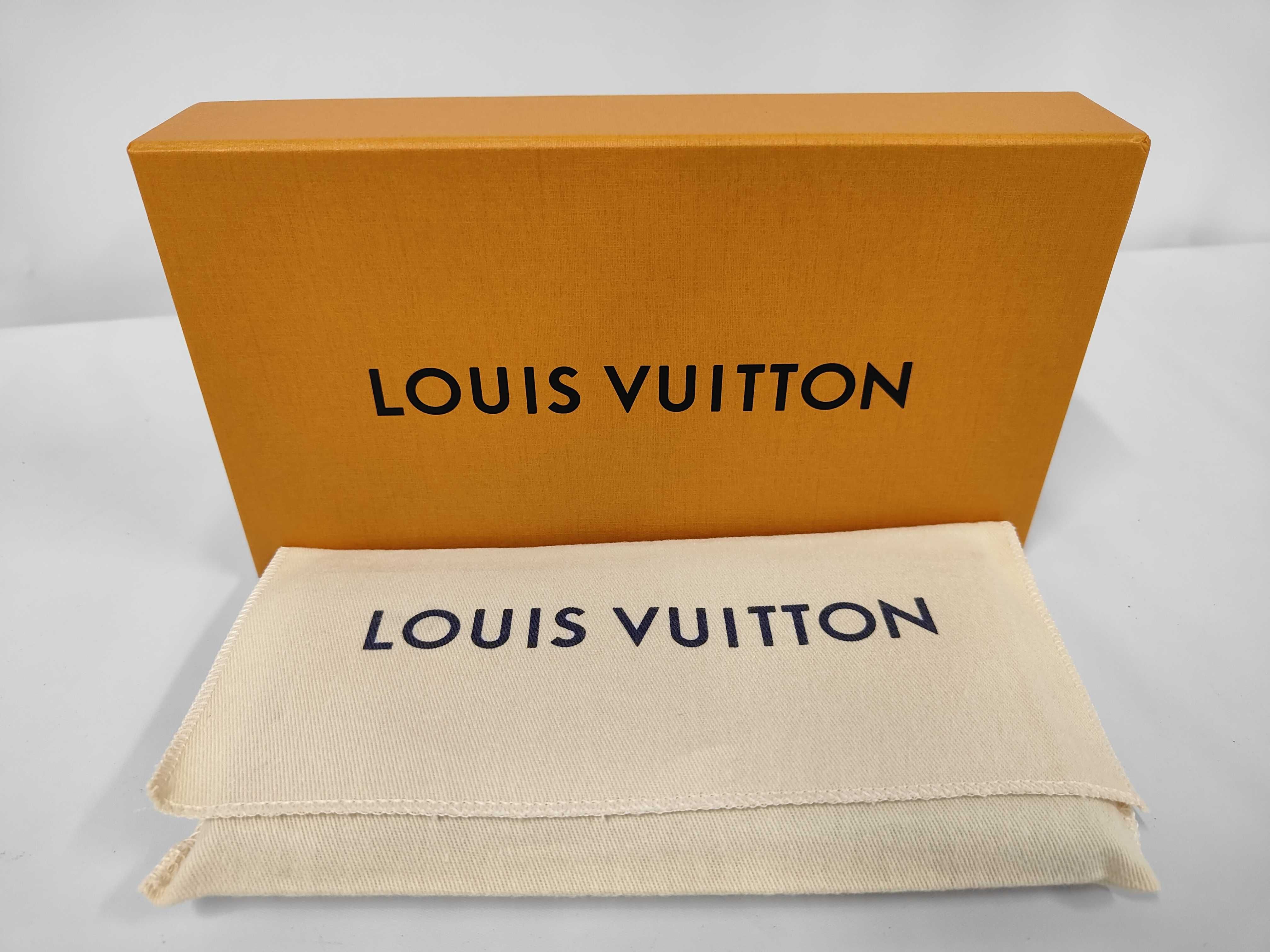 Monogram Portefeuille Clemence Zippy Rose Ballet Gold Hardware UB1117 Wallet — view 10