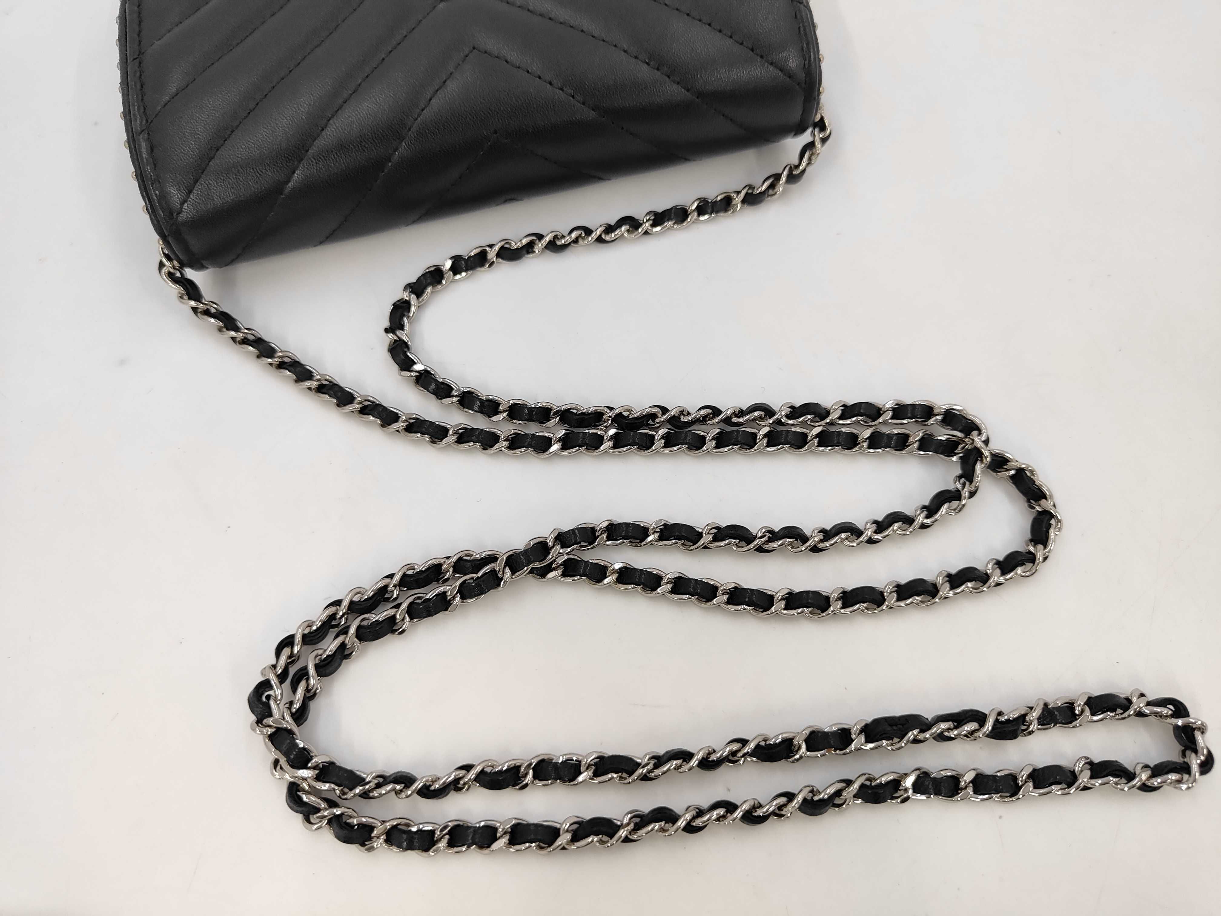 WOC Chain Bag Shoulder Bag — view 5