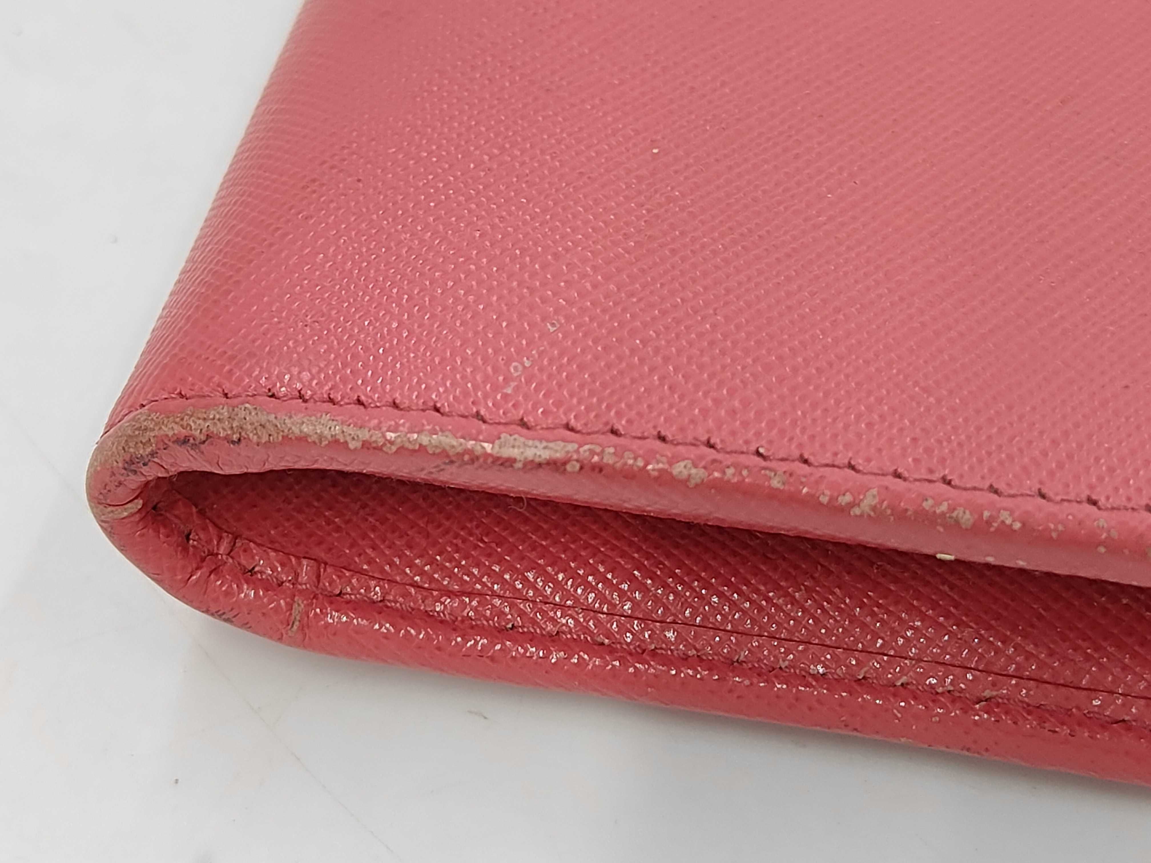 wallet — view 4