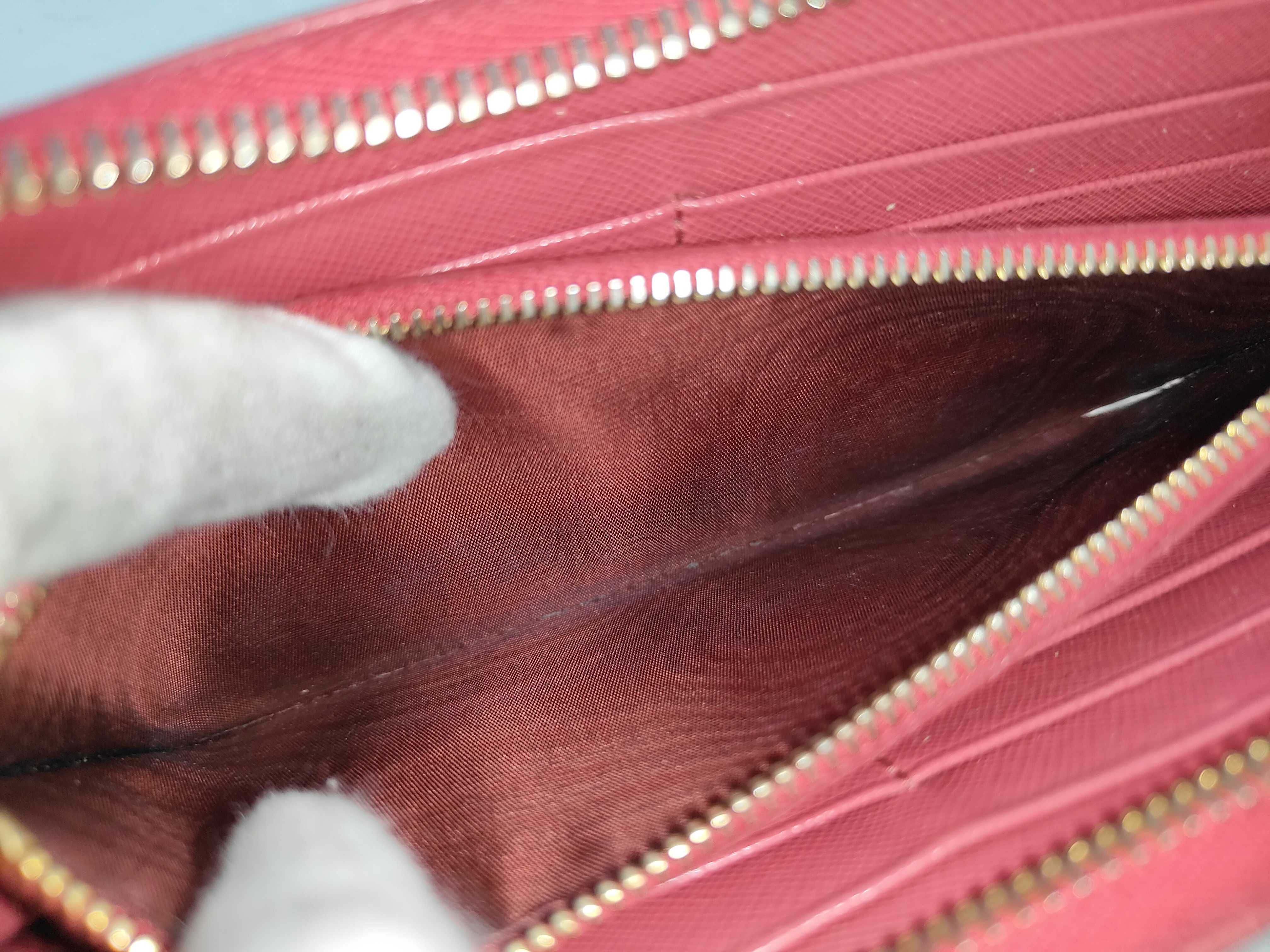 wallet — view 6