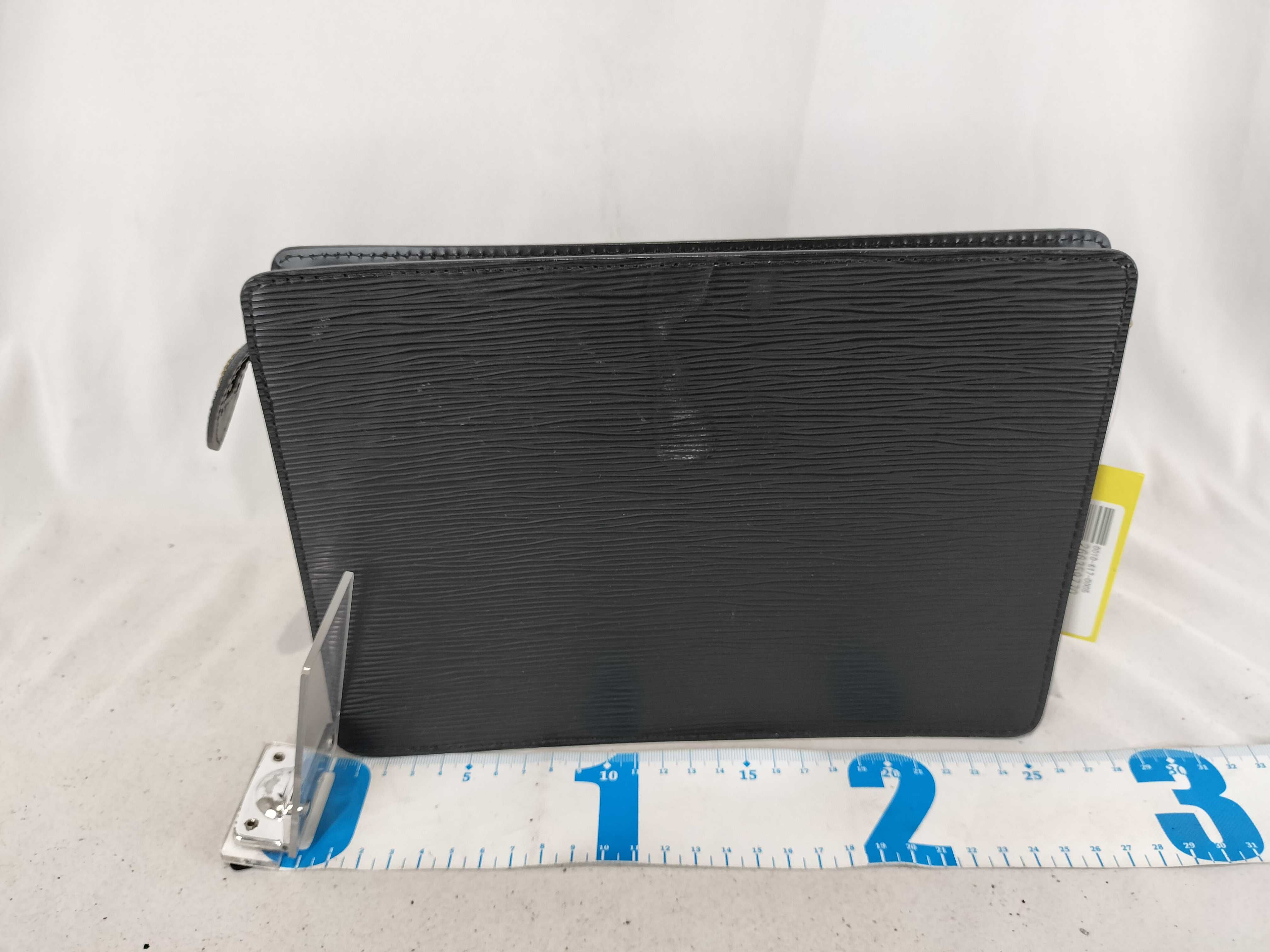 Epi LV Clutch Bag Second Bag — view 2