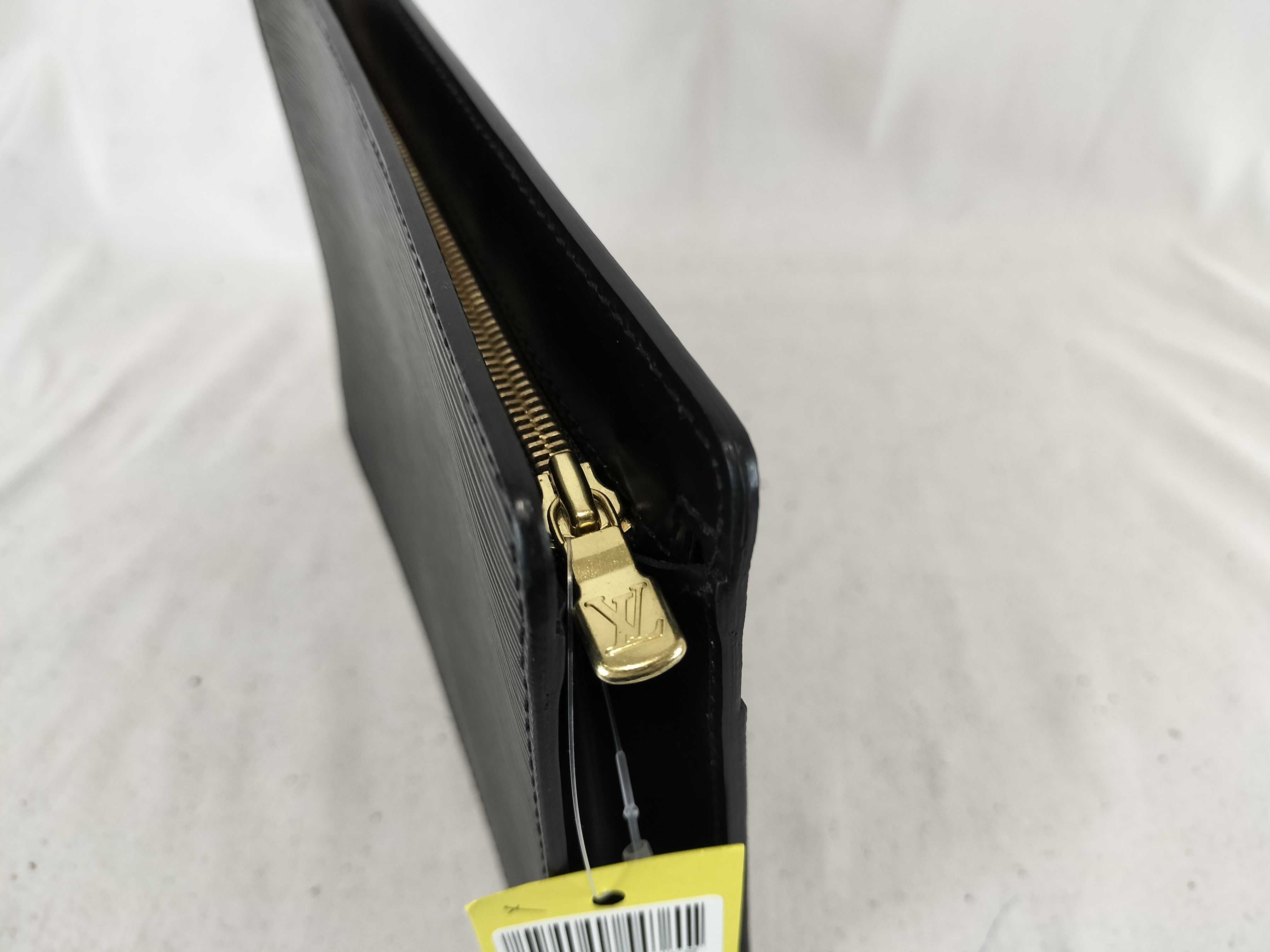 Epi LV Clutch Bag Second Bag — view 7