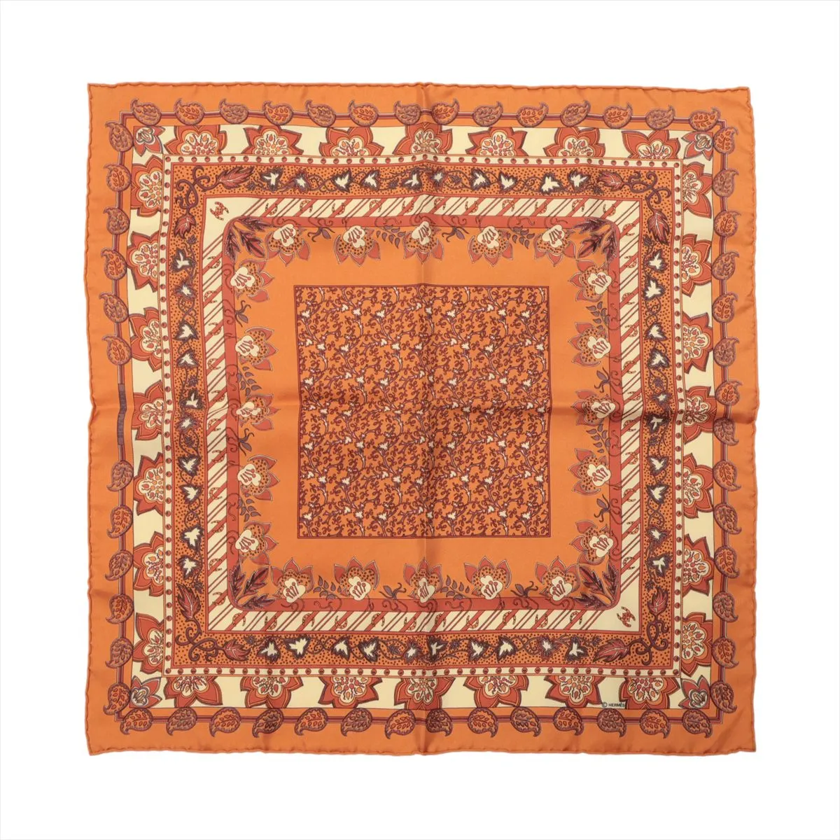 Carre 45 Scarf Silk Brown Threads Fuzzing
