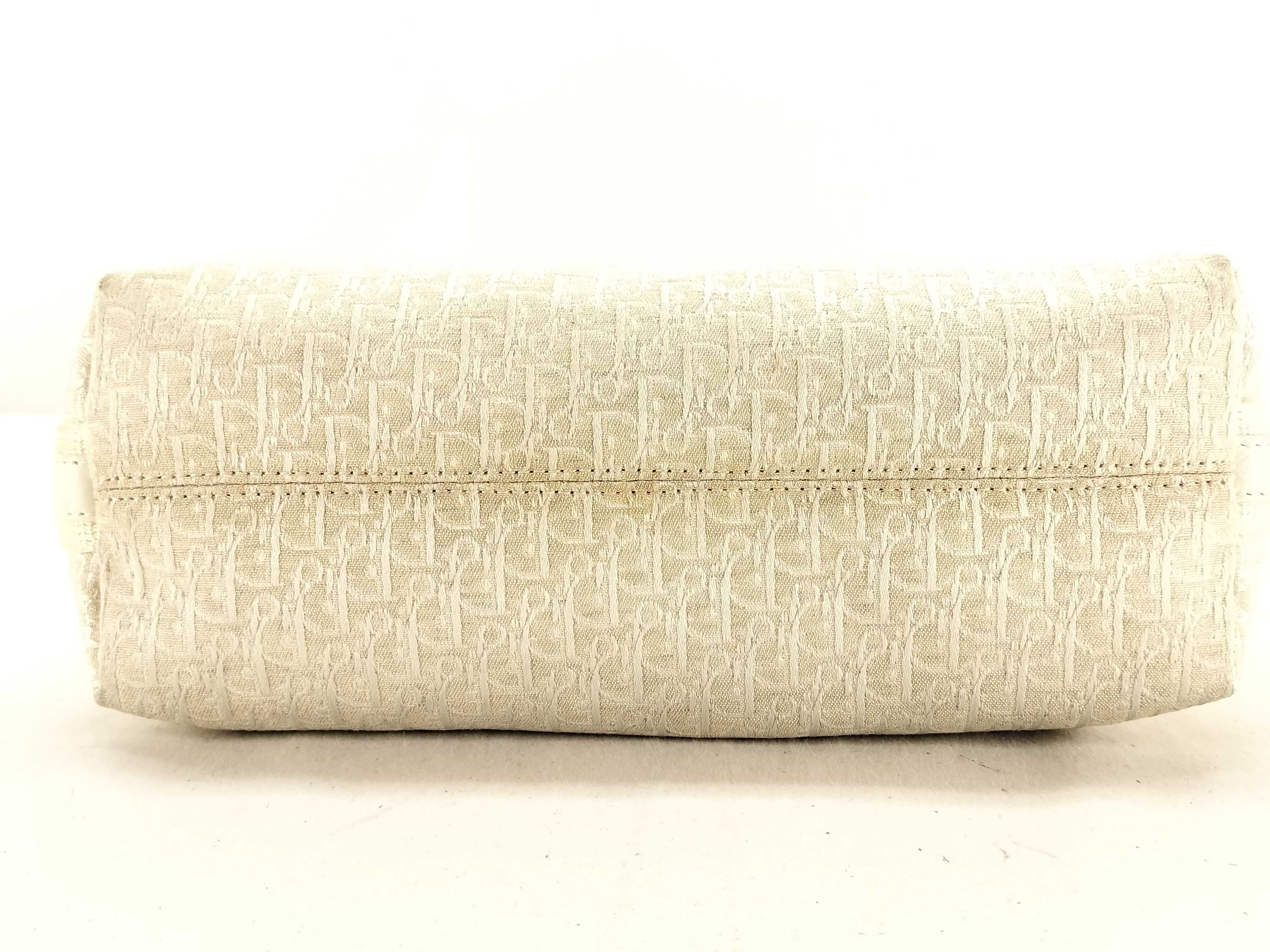 Trotter Shoulder Bag 07-RU-0016 — view 7