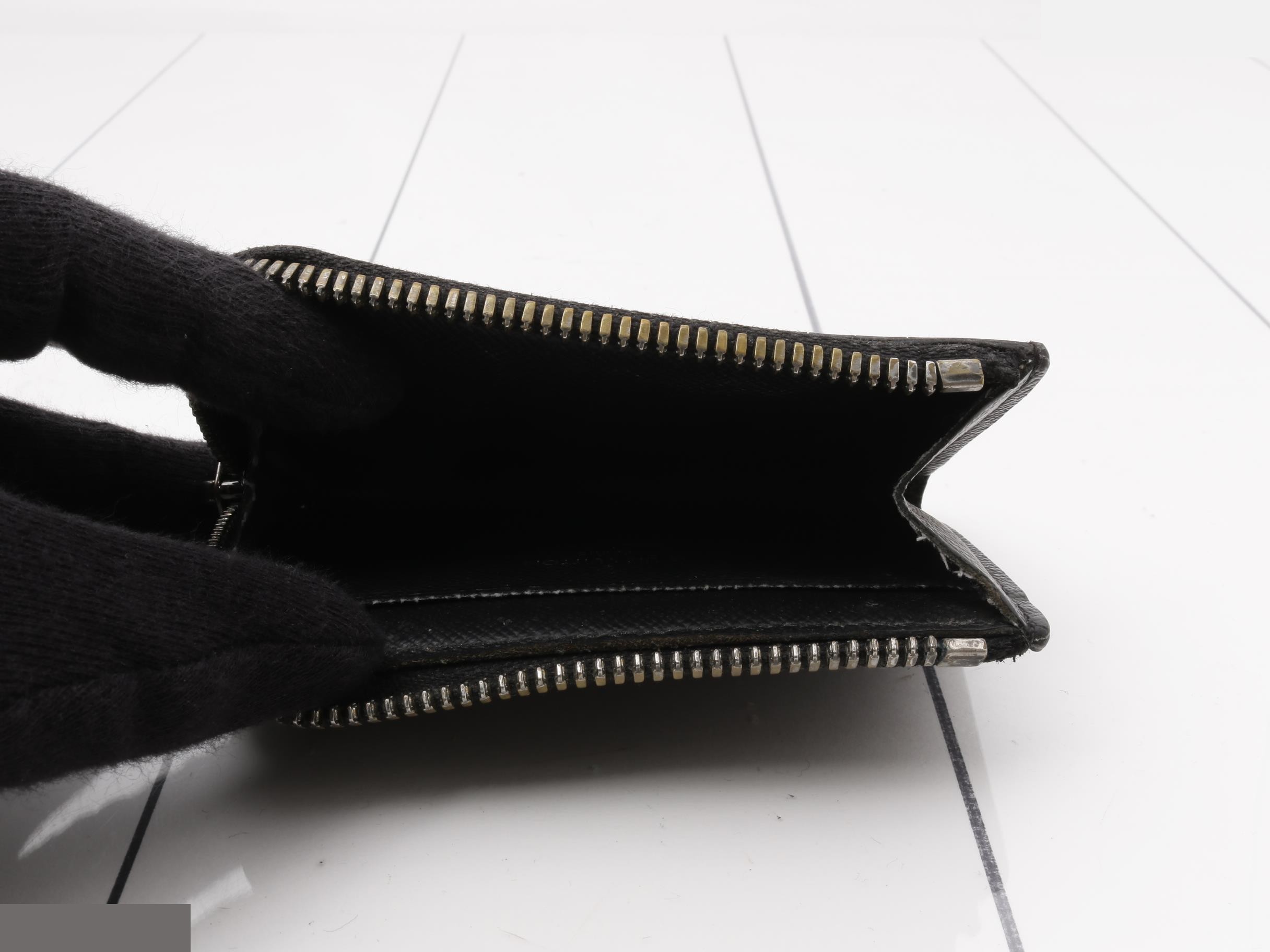 Graffiti (bag) coin case — view 4