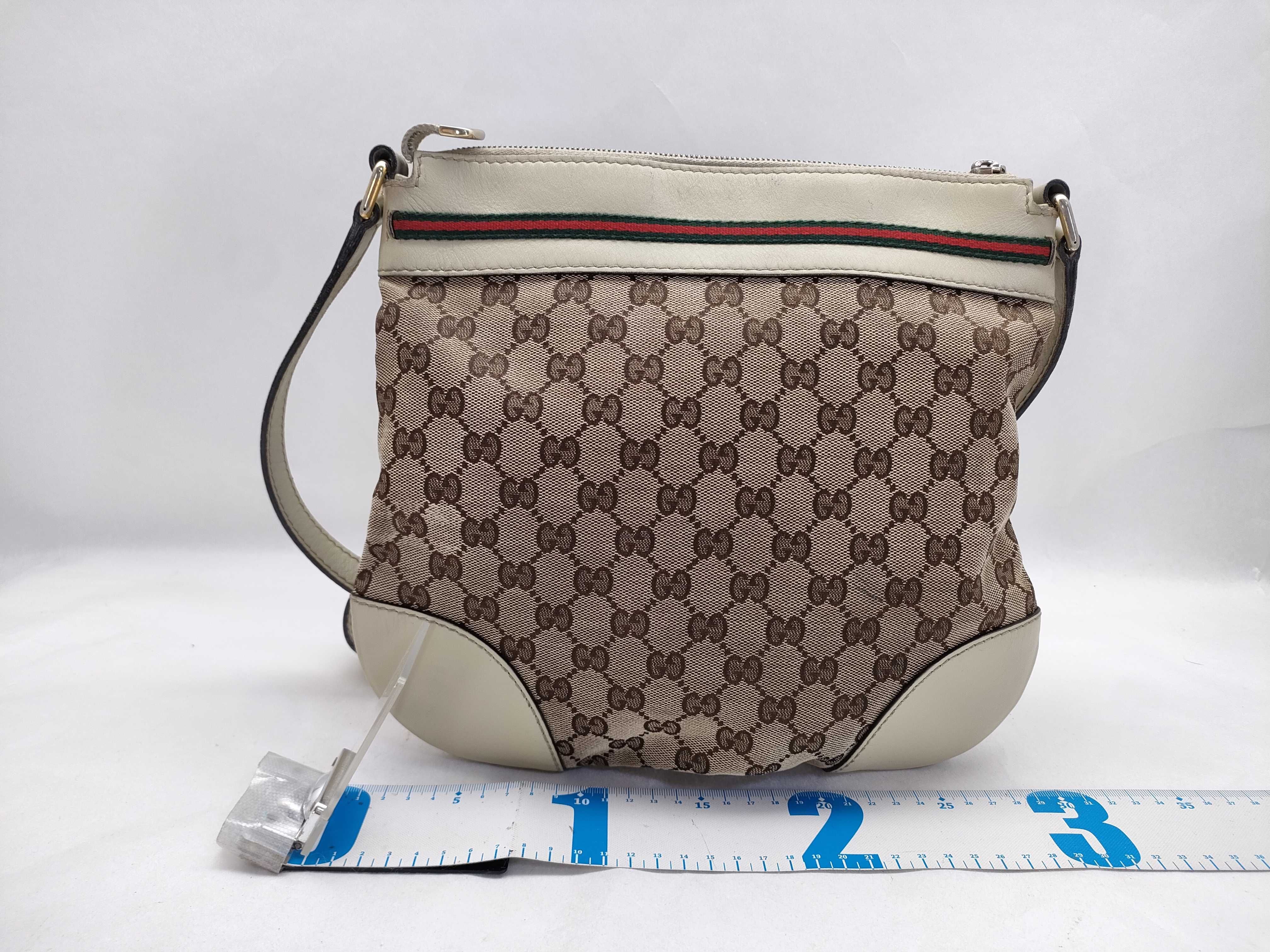 GG Canvas Sherry Line Shoulder Bag Interlocking Shoulder Bag — view 2