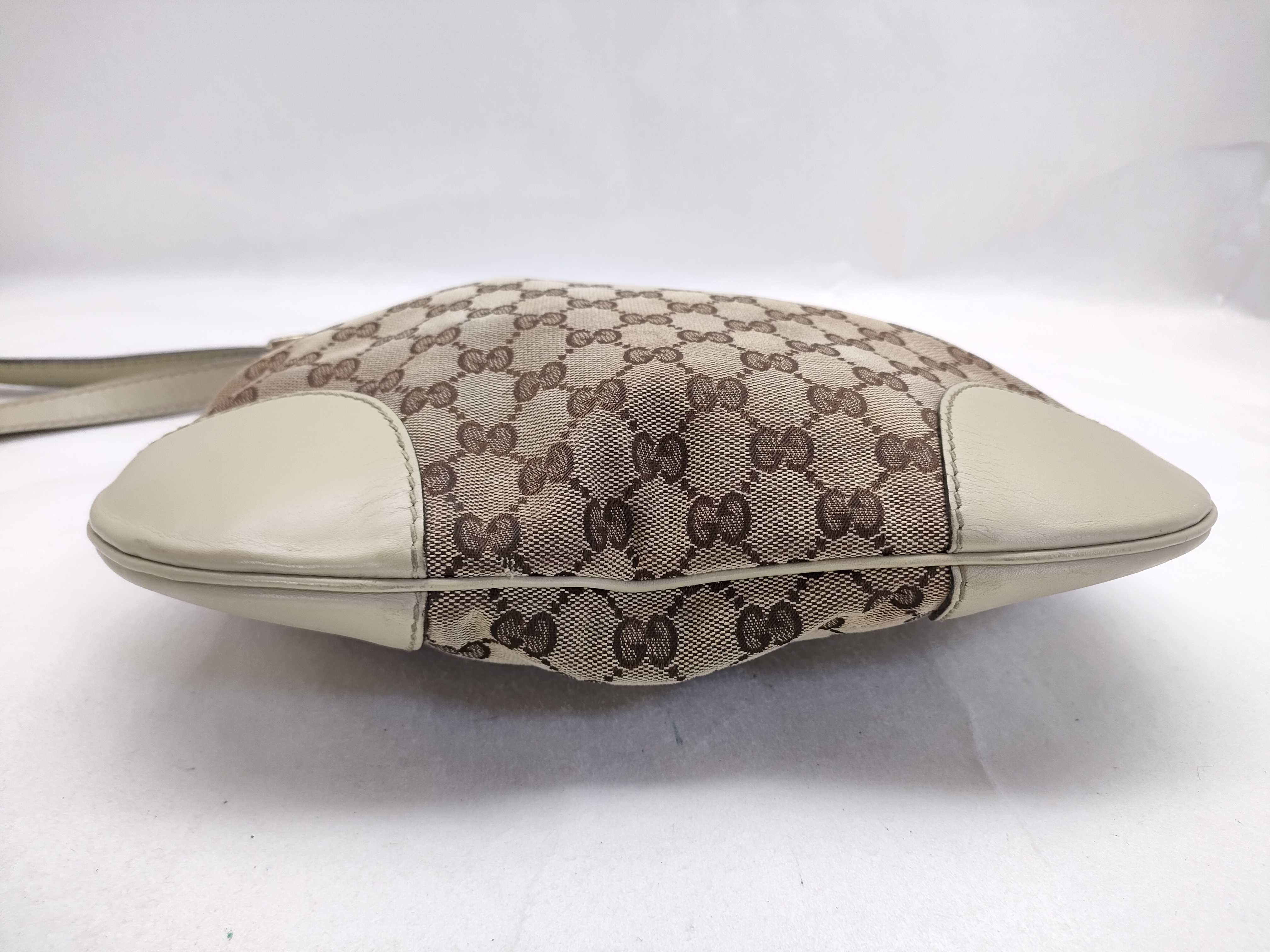 GG Canvas Sherry Line Shoulder Bag Interlocking Shoulder Bag — view 9
