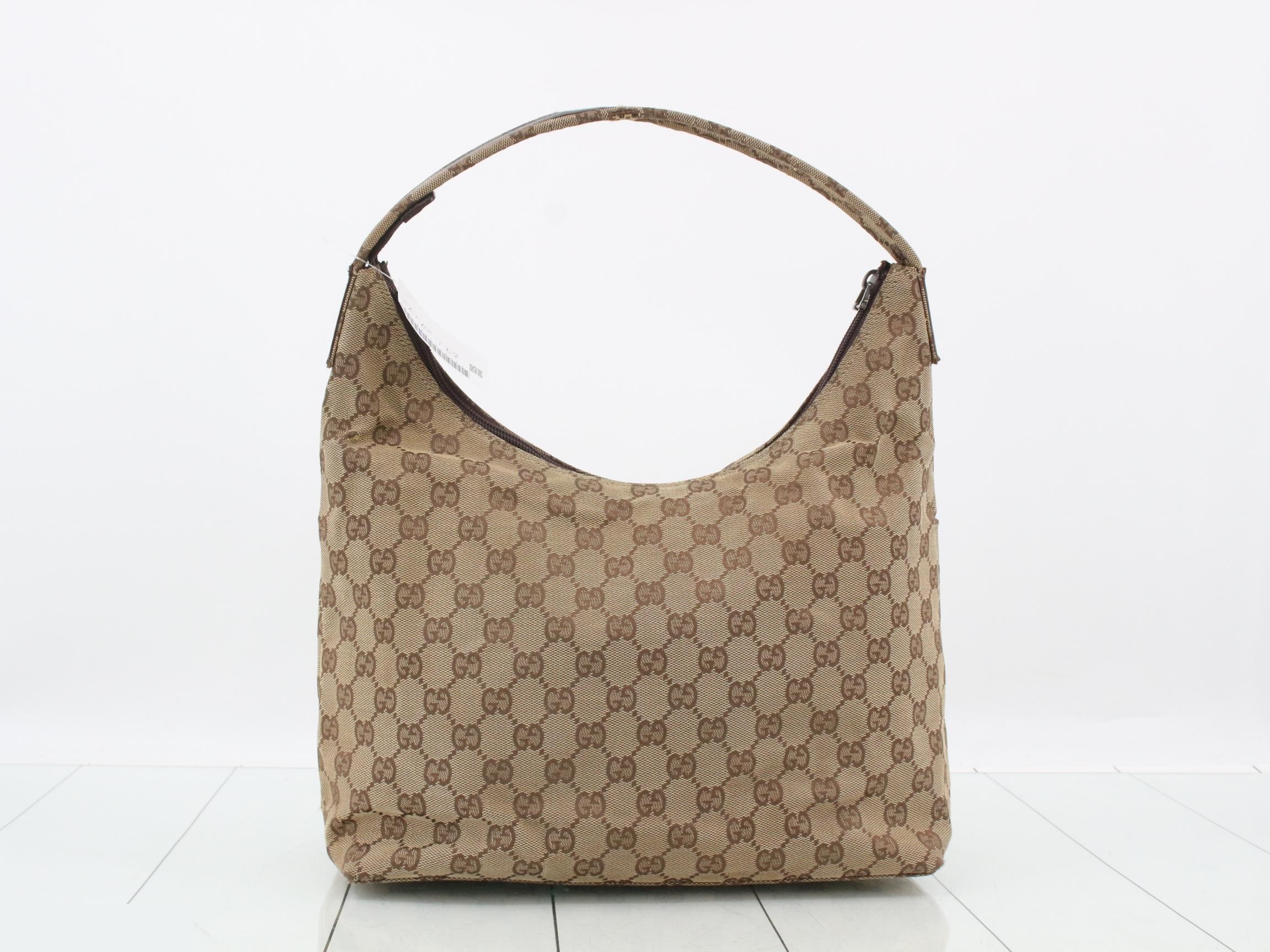 GG Canvas Shoulder Bag — view 2