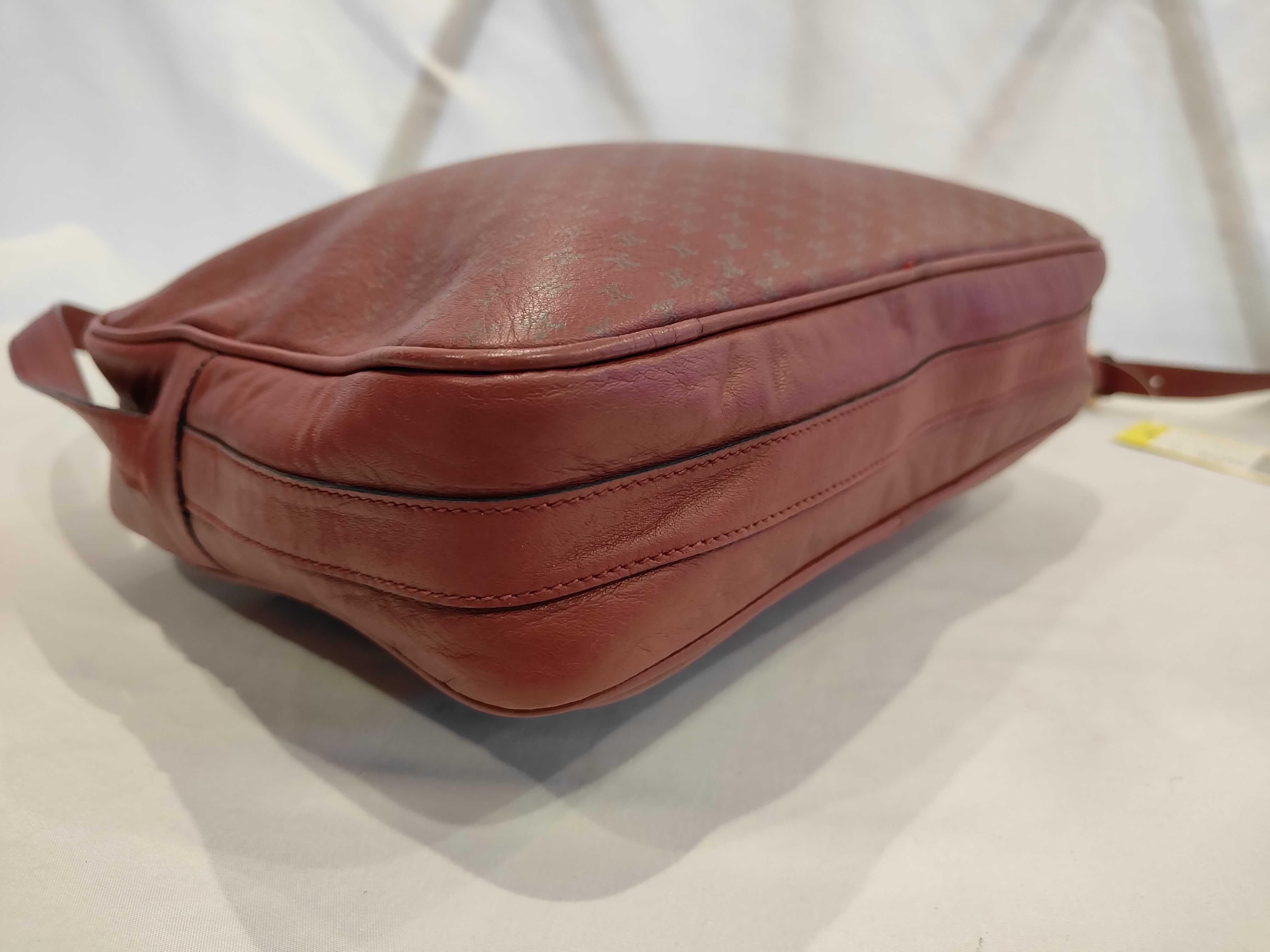 Triomphe Shoulder Bag Old Shoulder Bag — view 4