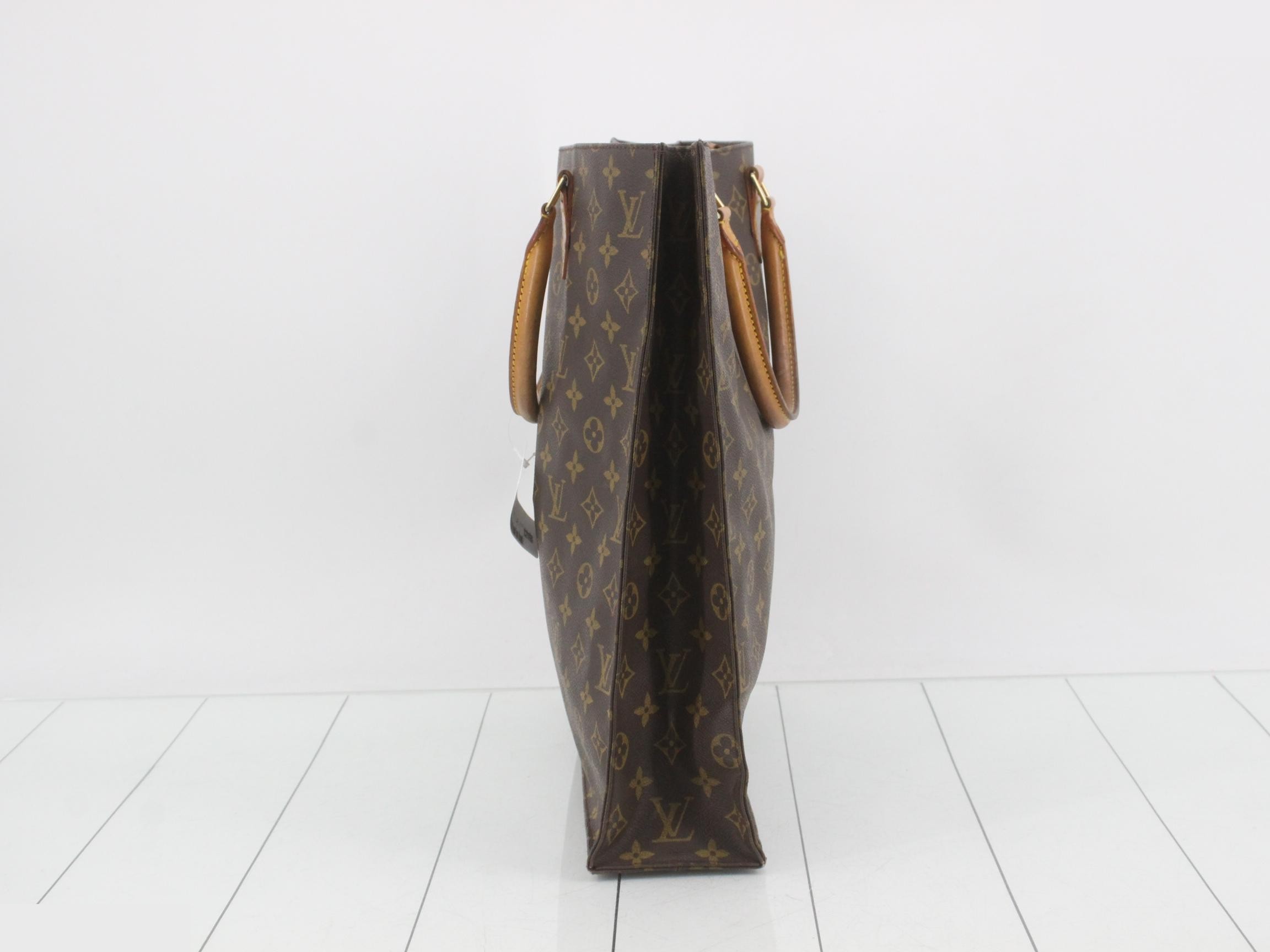 Sac Pla — view 3