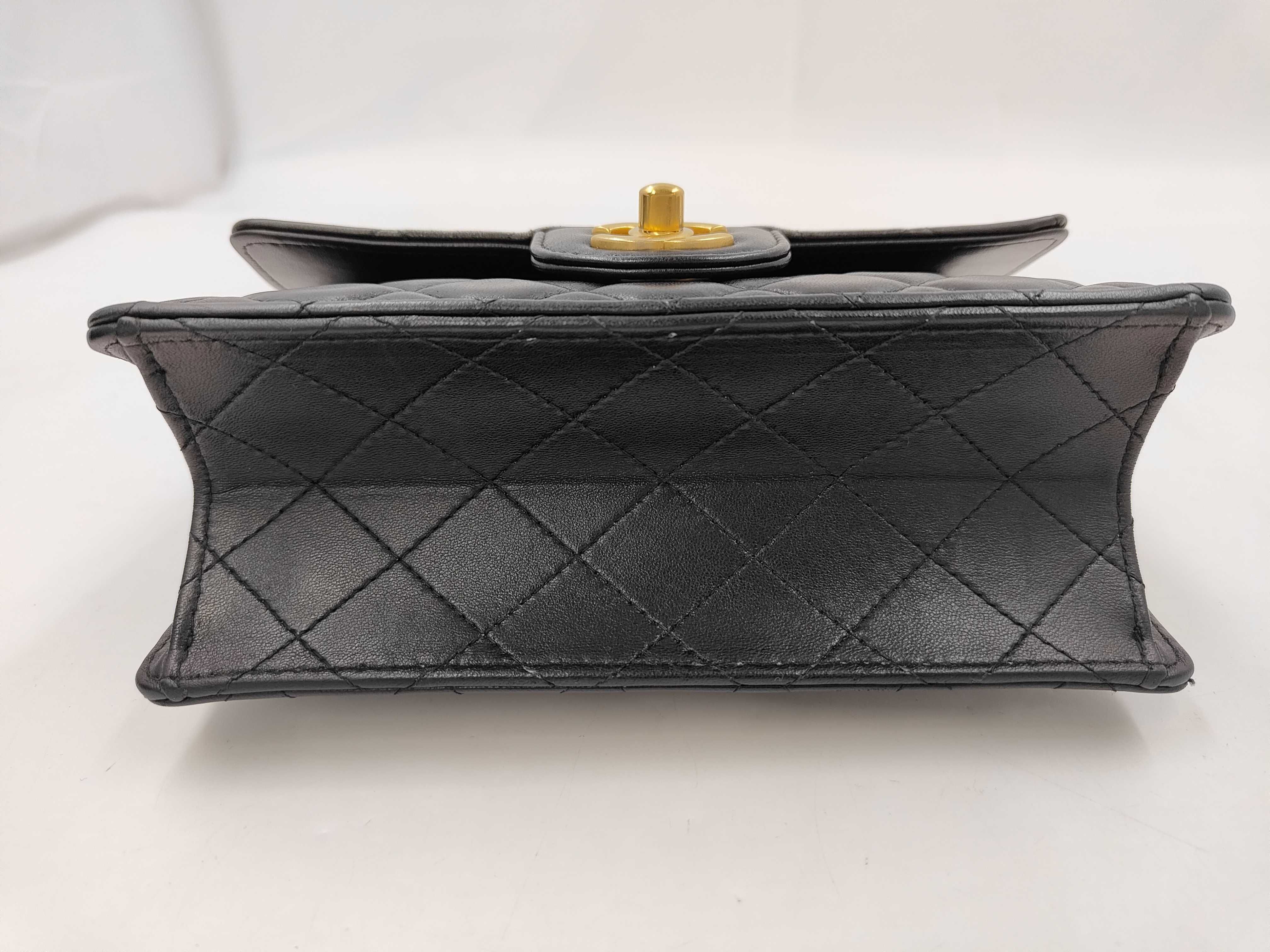 Chain Shoulder Bag — view 7