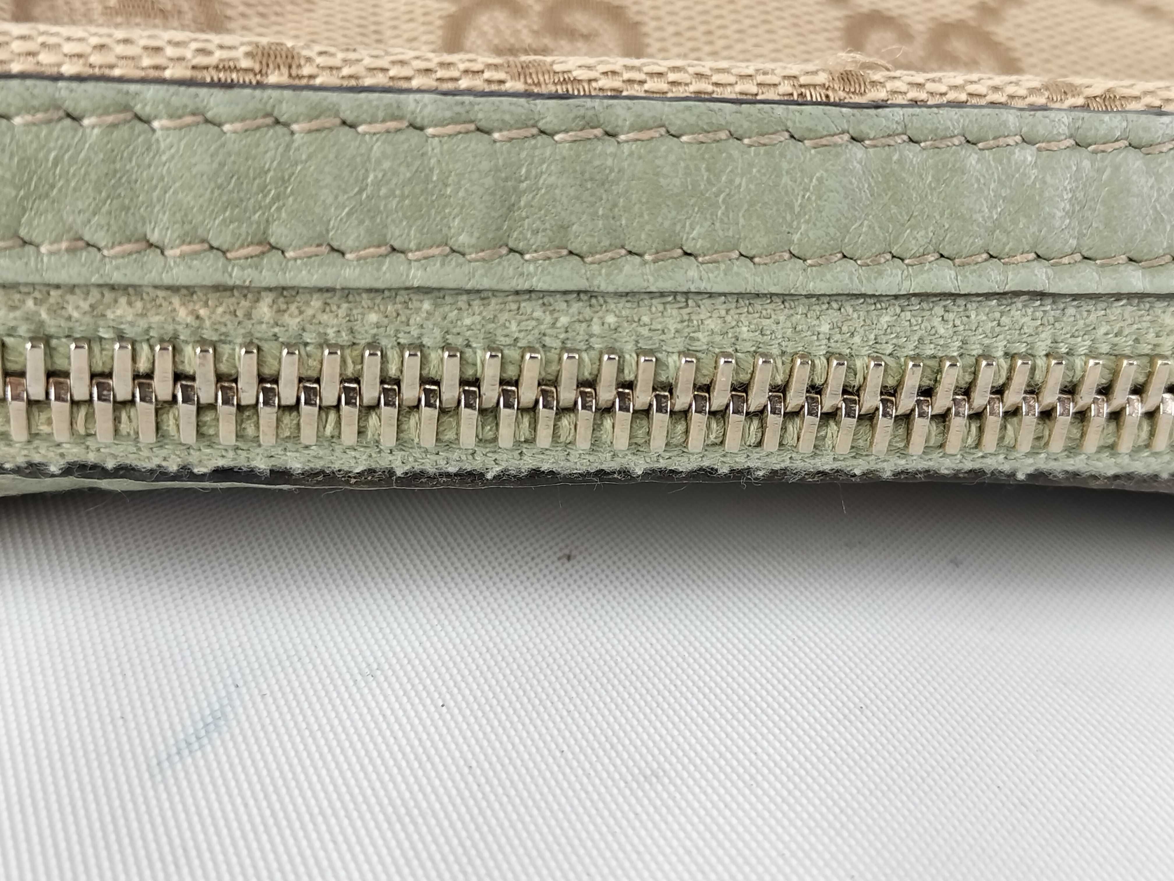 GG Canvas Pouch — view 4