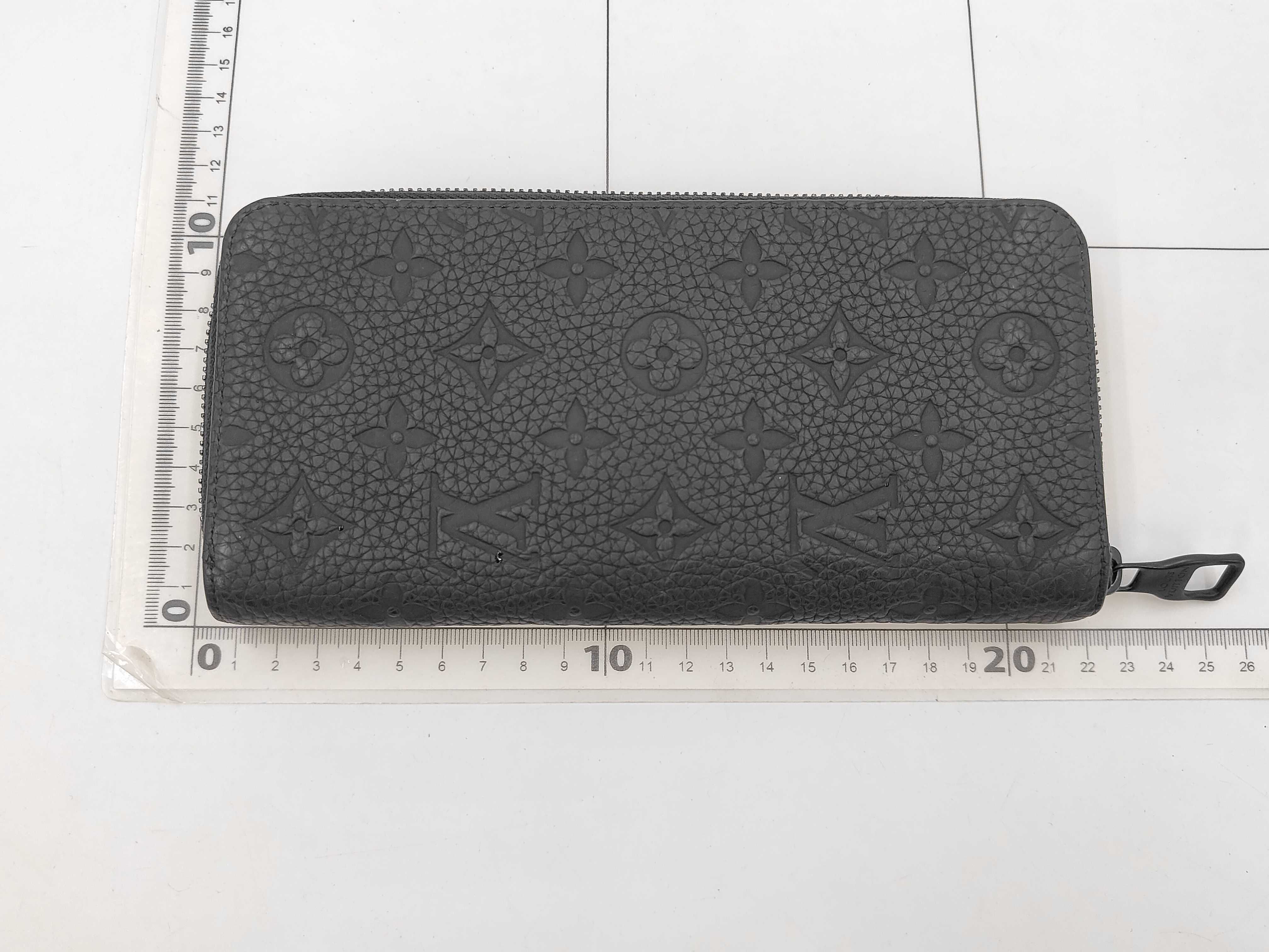 Zippy Wallet Vertical Taurillon Monogram Wallet — view 2