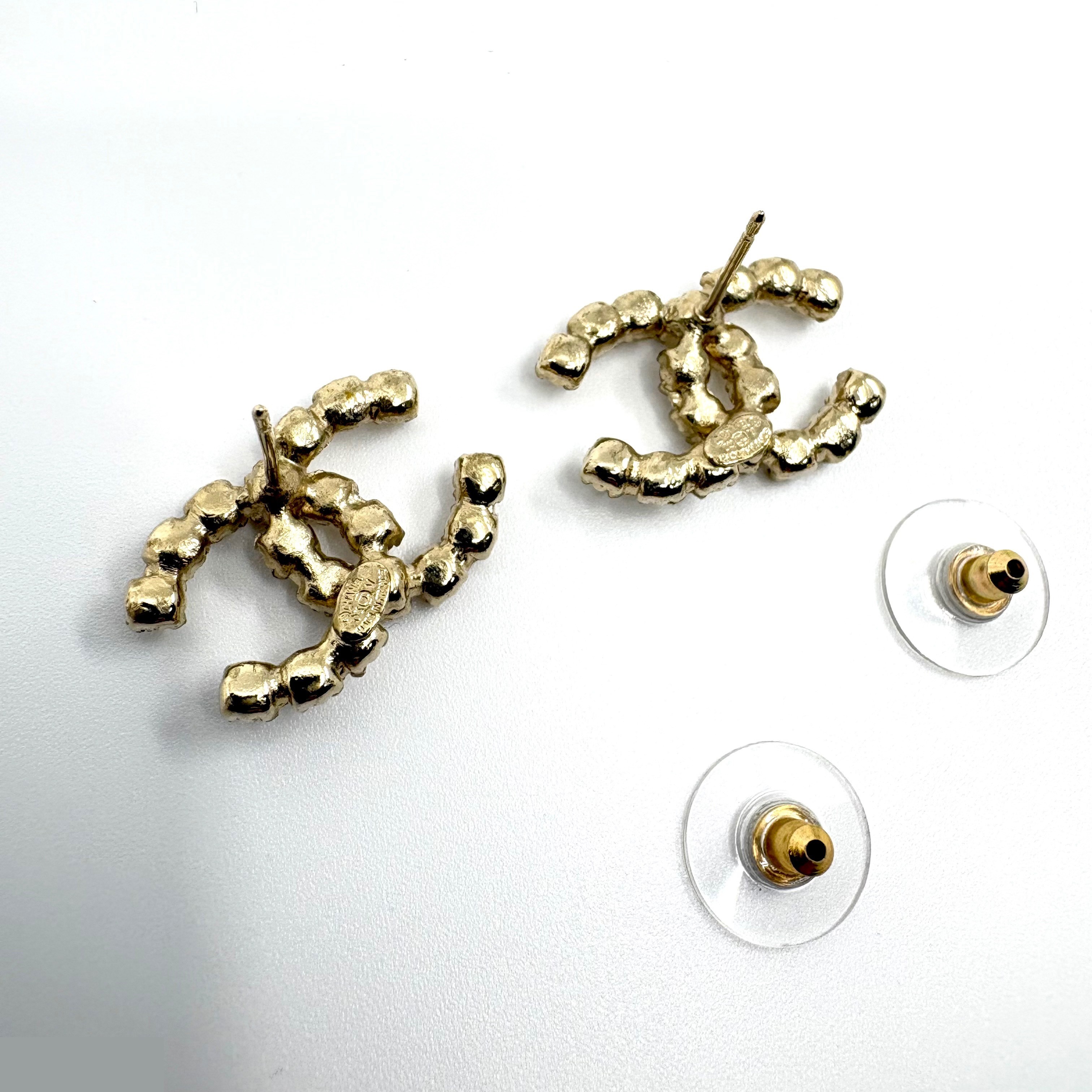 Coco Mark Bijou (Precious Metal) Earrings 05V — view 3