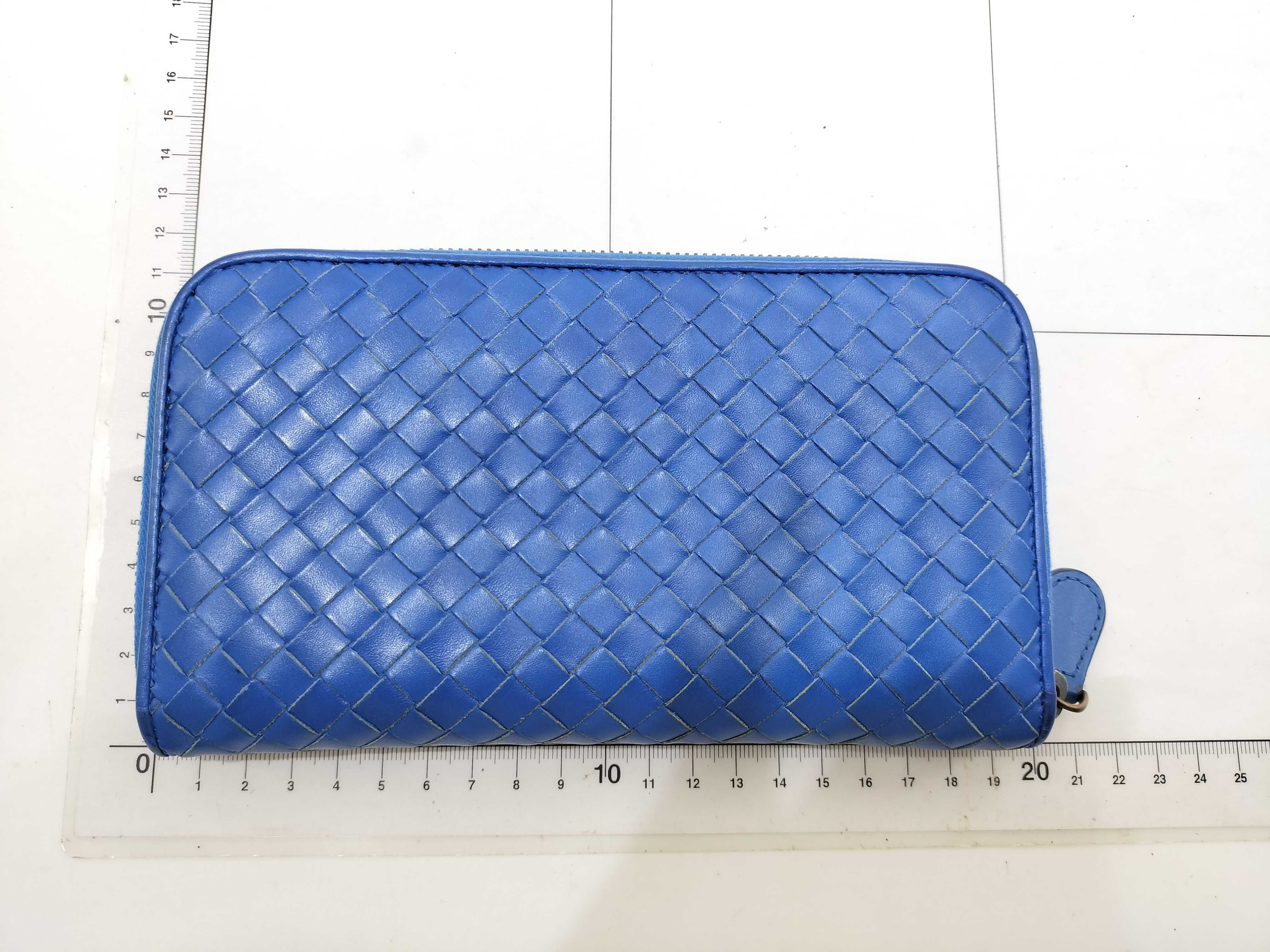 Intrecciato Long Wallet Leather Blue Intrecciato Wallet — view 2