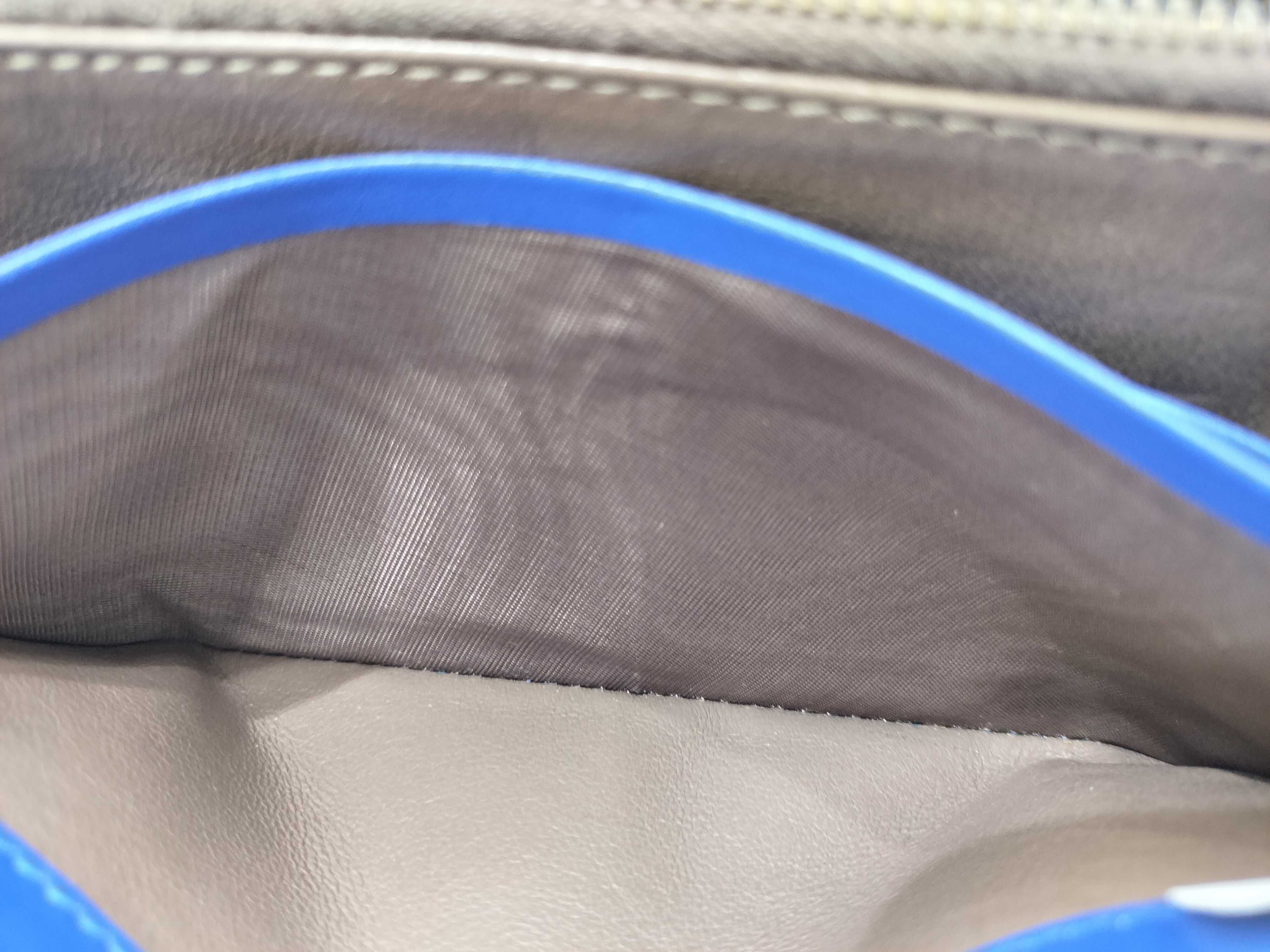 Intrecciato Long Wallet Leather Blue Intrecciato Wallet — view 13