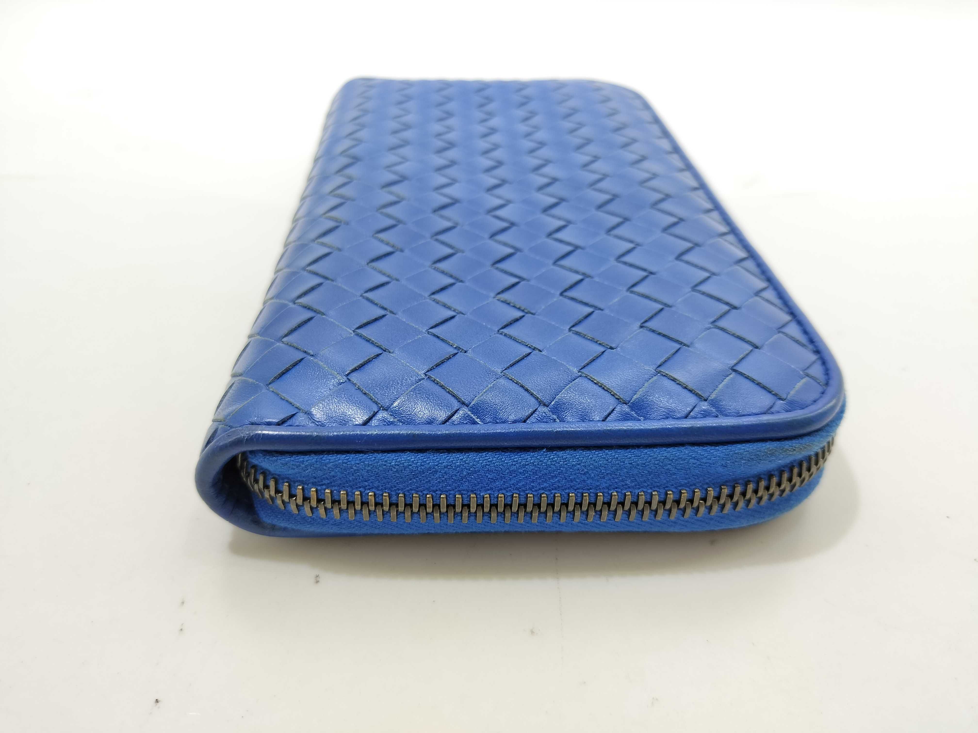 Intrecciato Long Wallet Leather Blue Intrecciato Wallet — view 3