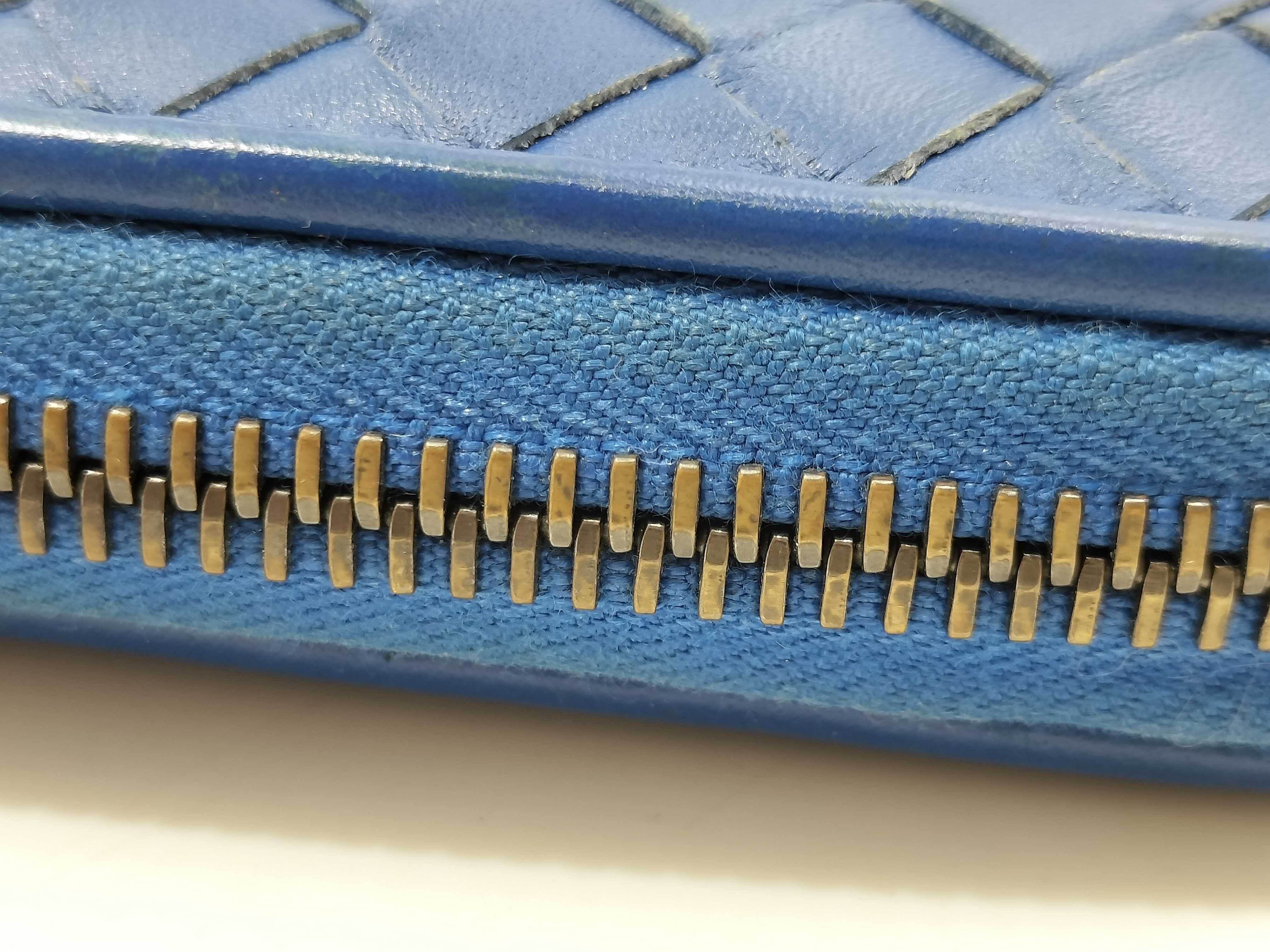 Intrecciato Long Wallet Leather Blue Intrecciato Wallet — view 8