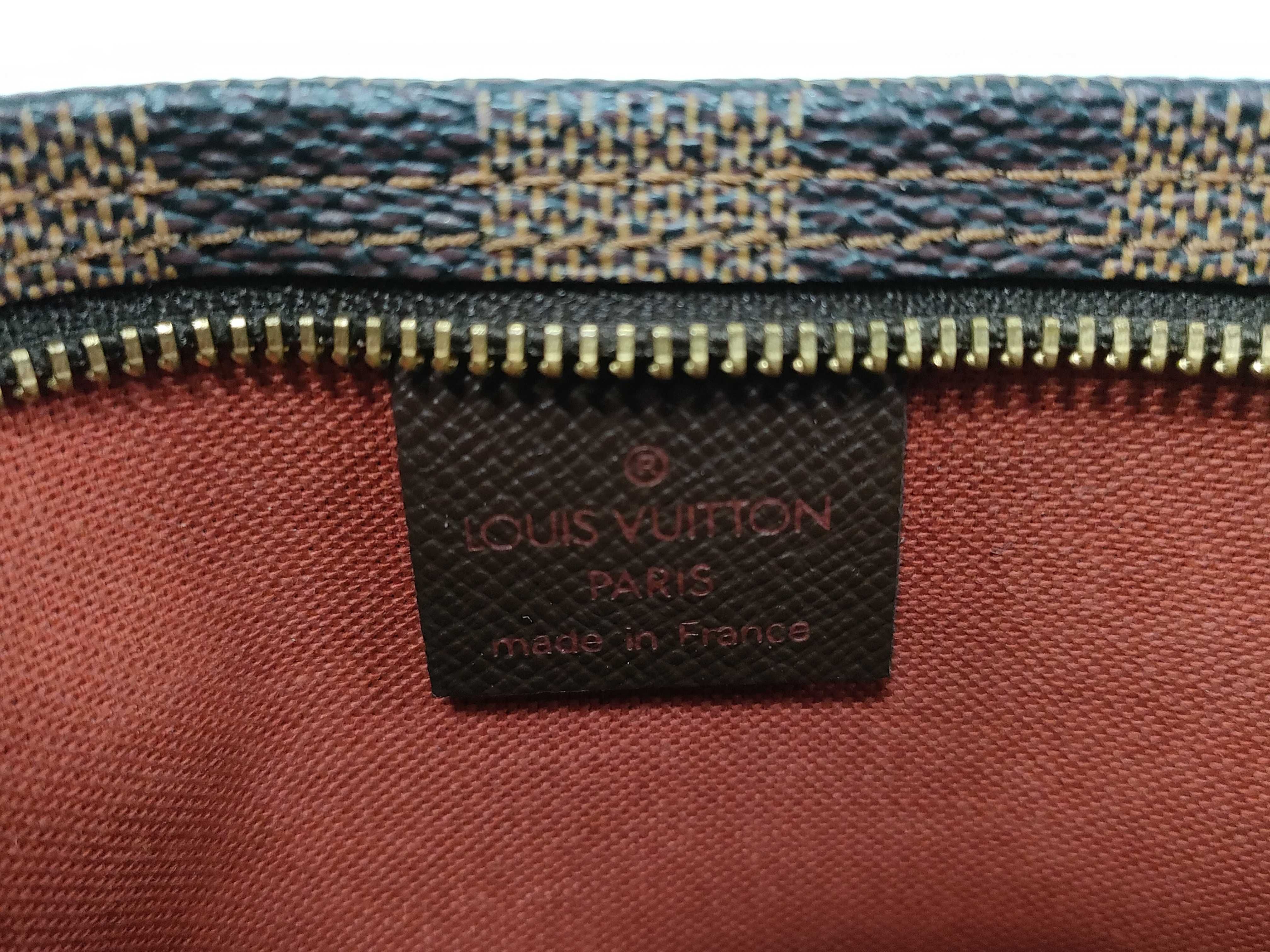 Damier Louis Vuitton Damier Truth Makeup N51982 Pouch — view 11