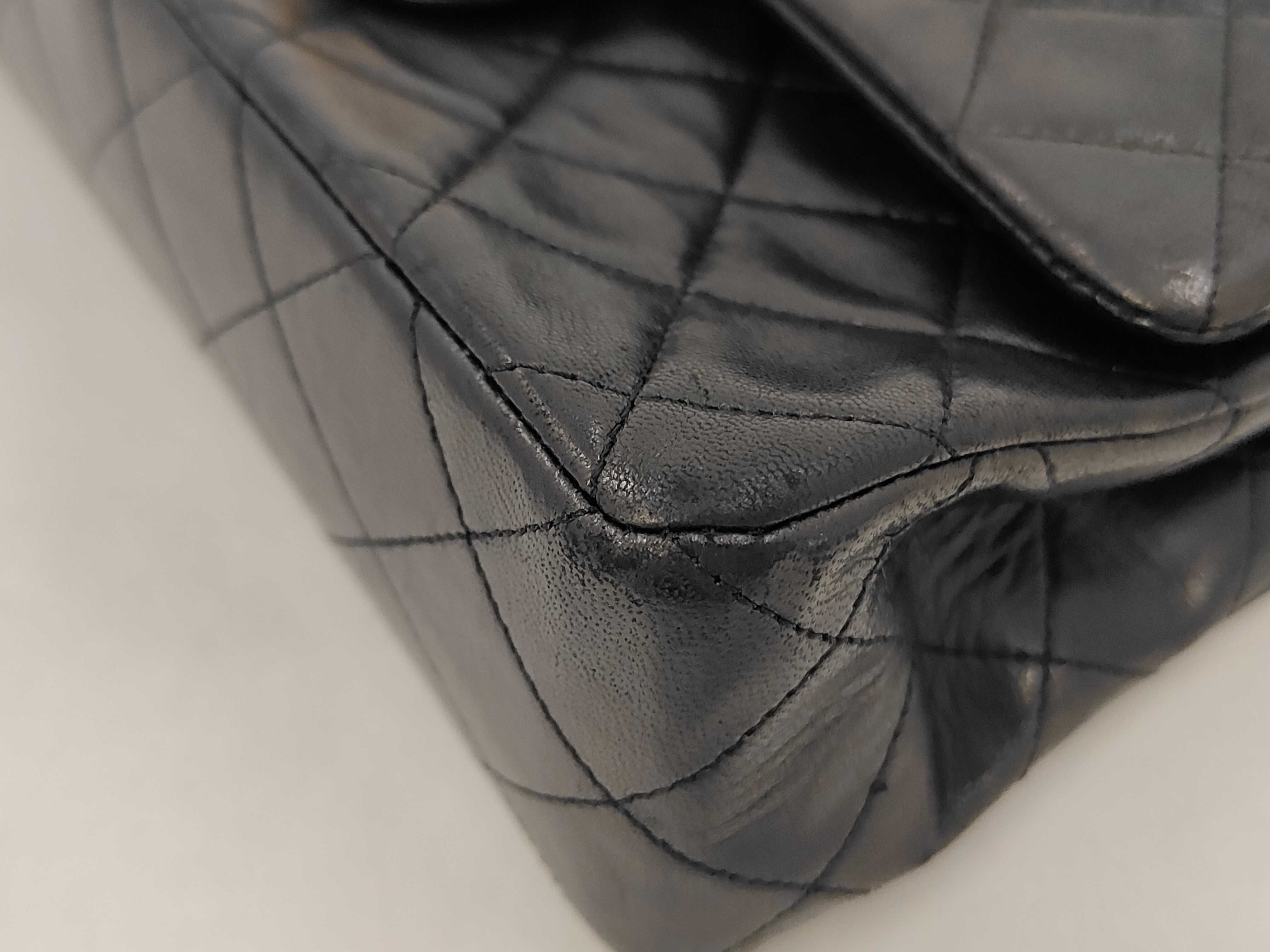 Matelassé Chain Lambskin Shoulder Bag — view 4