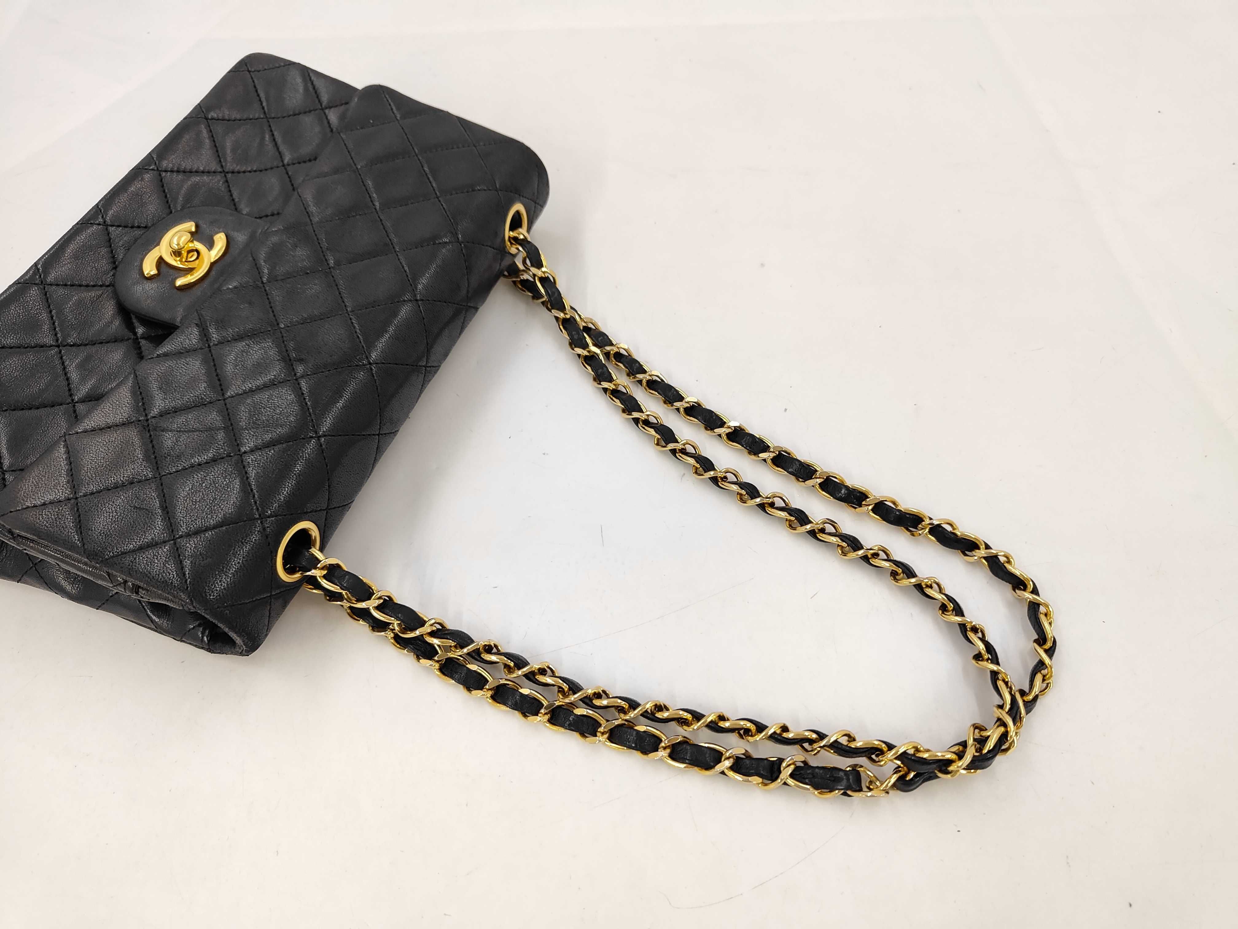 Matelassé Chain Lambskin Shoulder Bag — view 5