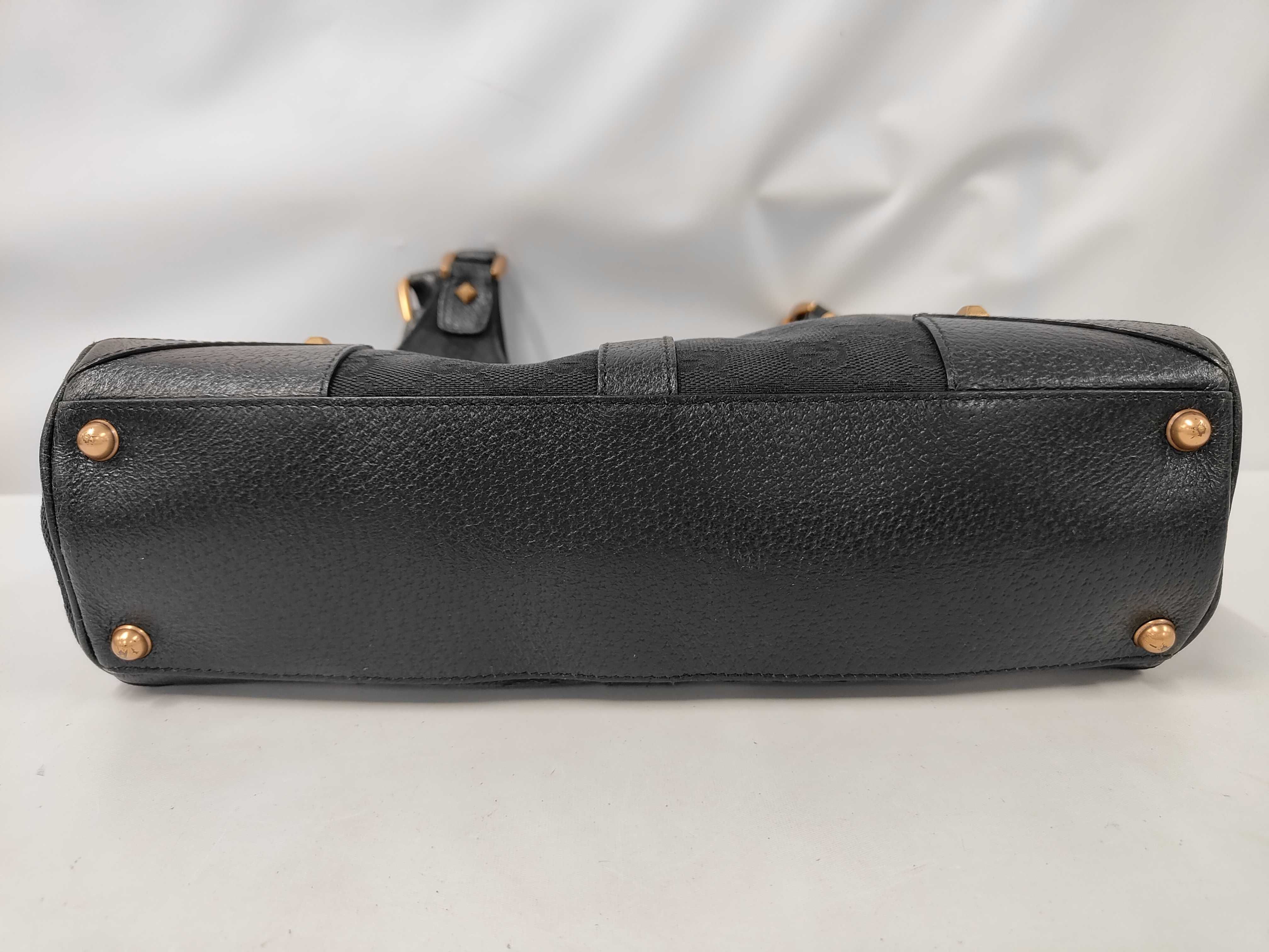 GG Canvas New Jackie Shoulder Handbag — view 3