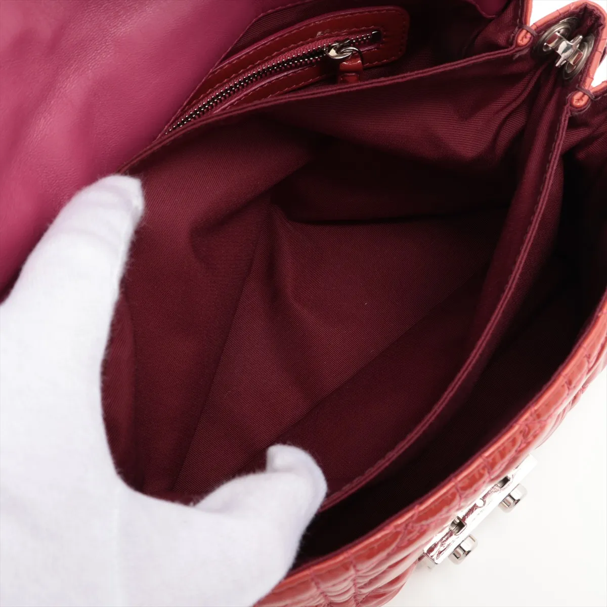 Cannage New Rock Patent Leather Chain Shoulder Bag Red — view 8