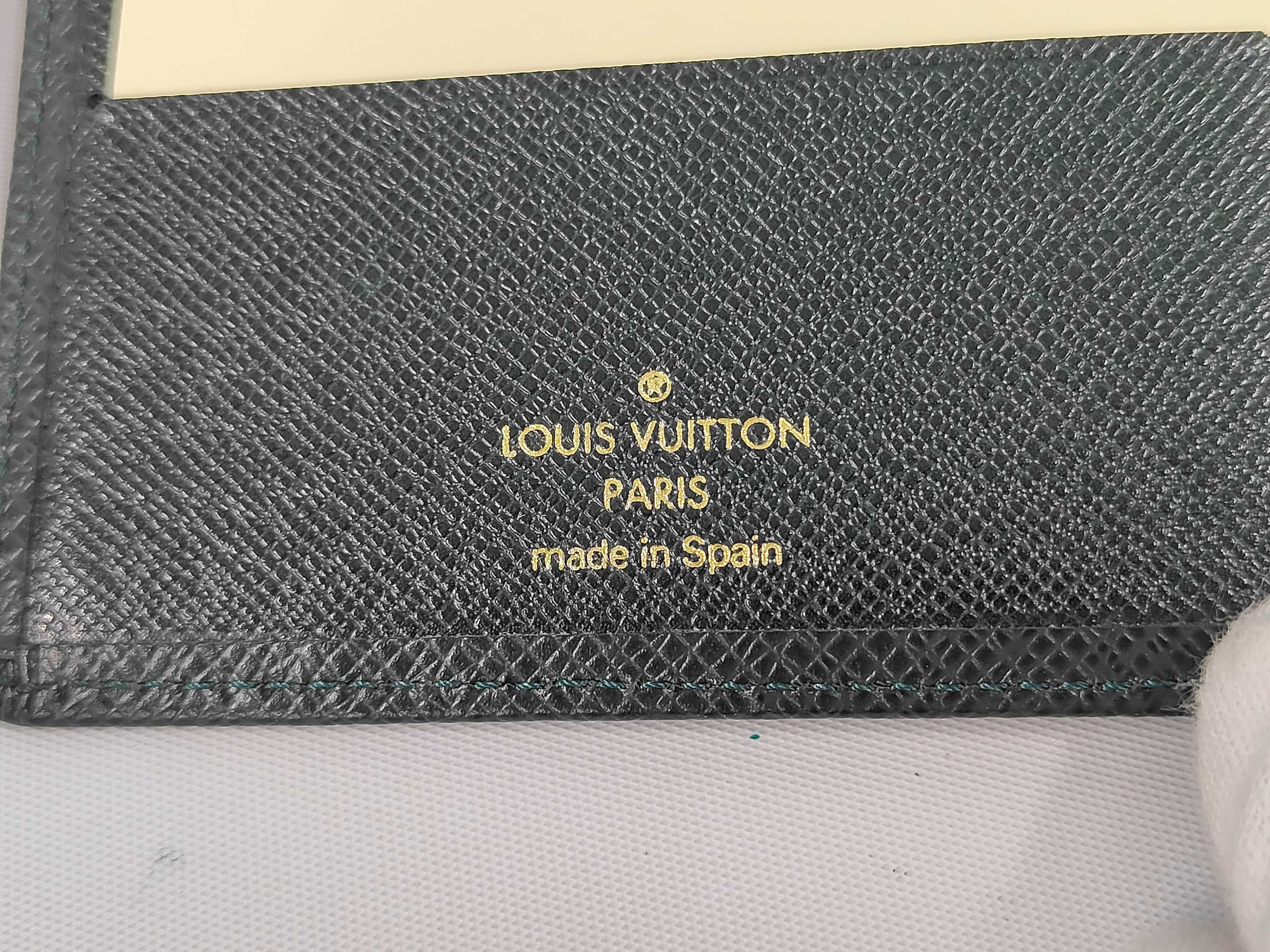 Taiga Portefeuille 3 Volets M30424 CA1206 Wallet — view 4