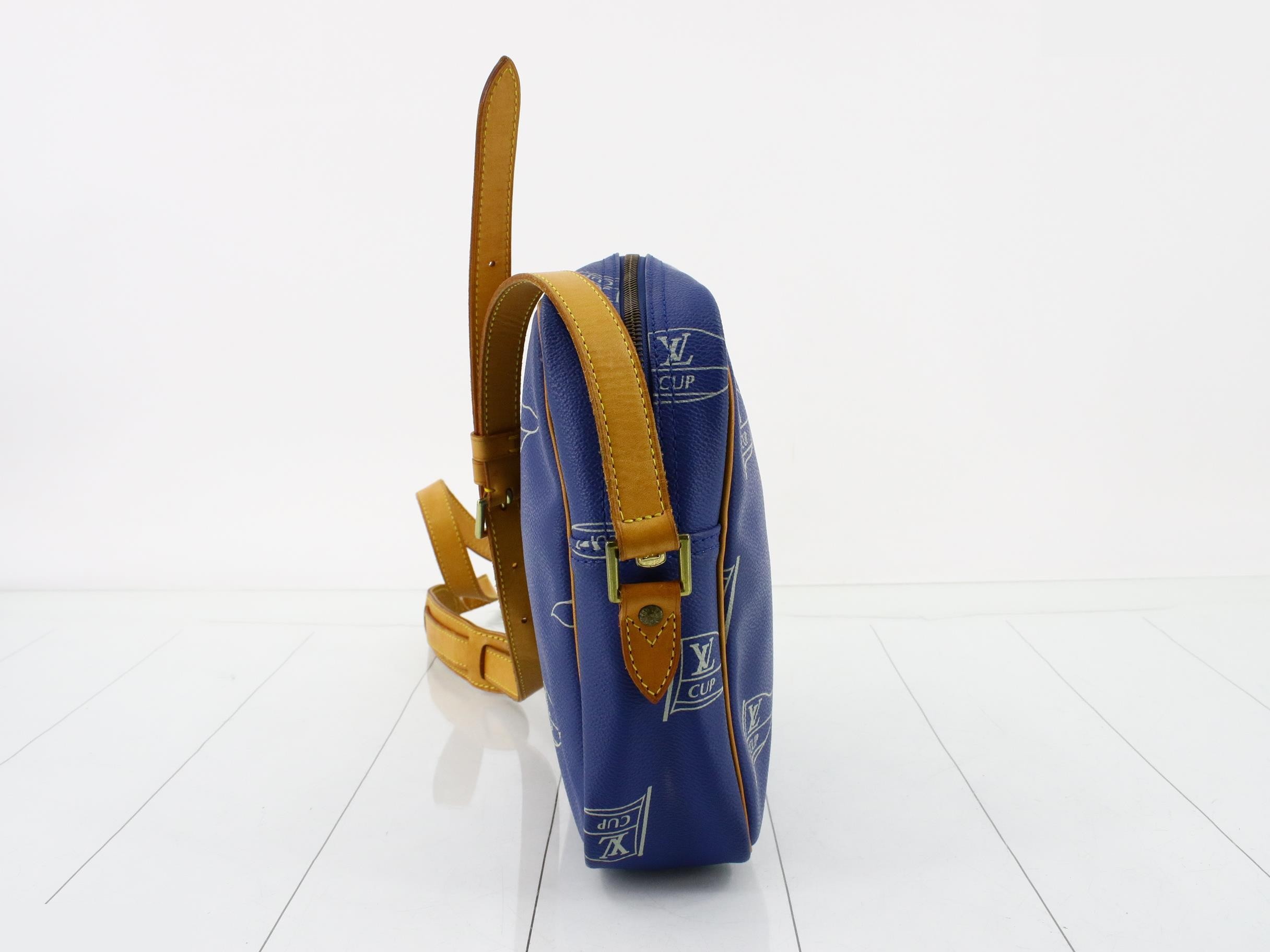 LV Cup Sac San Diego Shoulder Bag — view 4