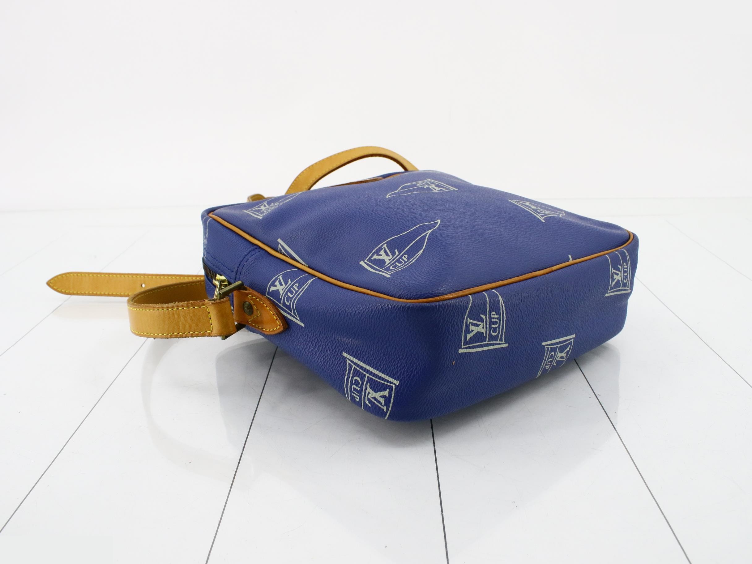 LV Cup Sac San Diego Shoulder Bag — view 5