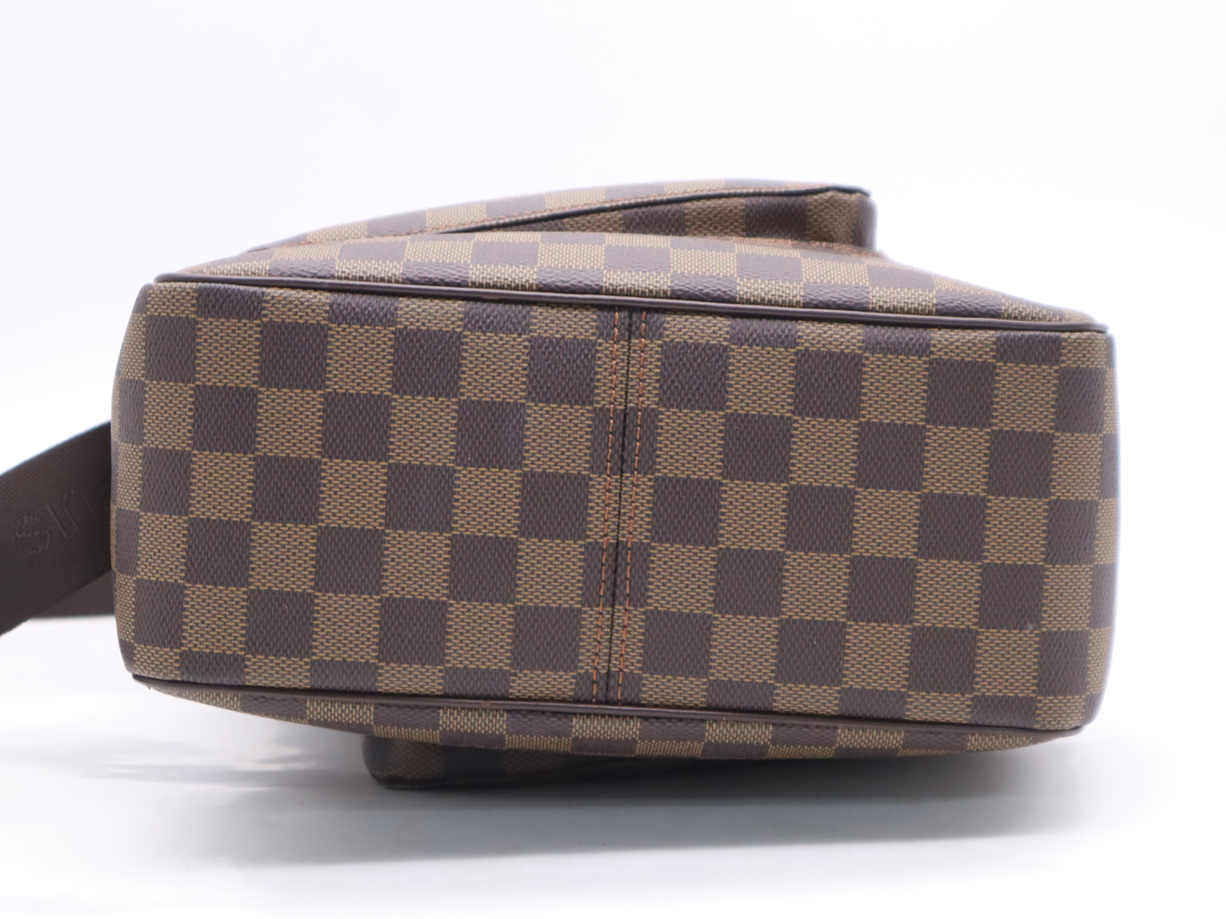 N41441 Damier Olaf MM Shoulder Bag — view 4