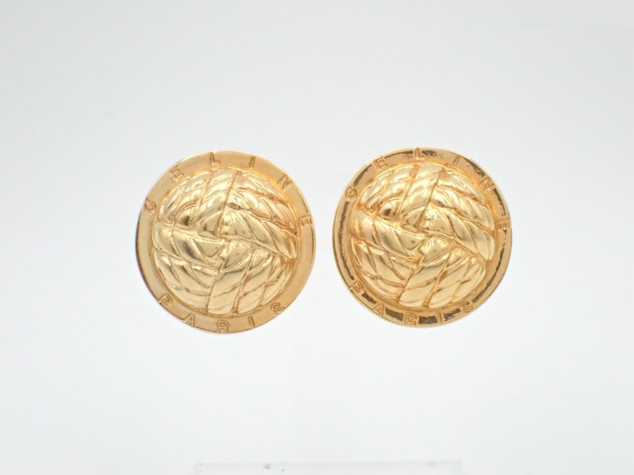 Other lines: Precious metals and earrings