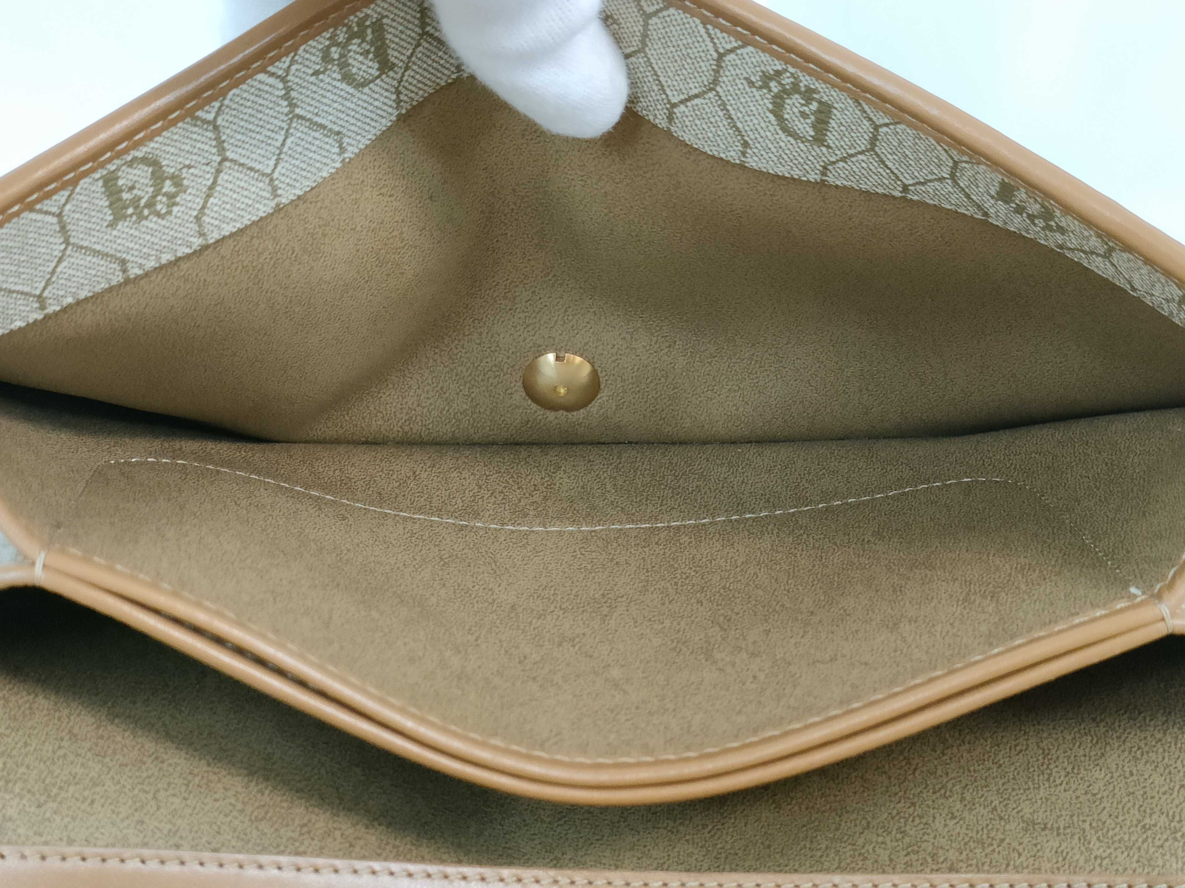 Chain Shoulder Bag — view 11