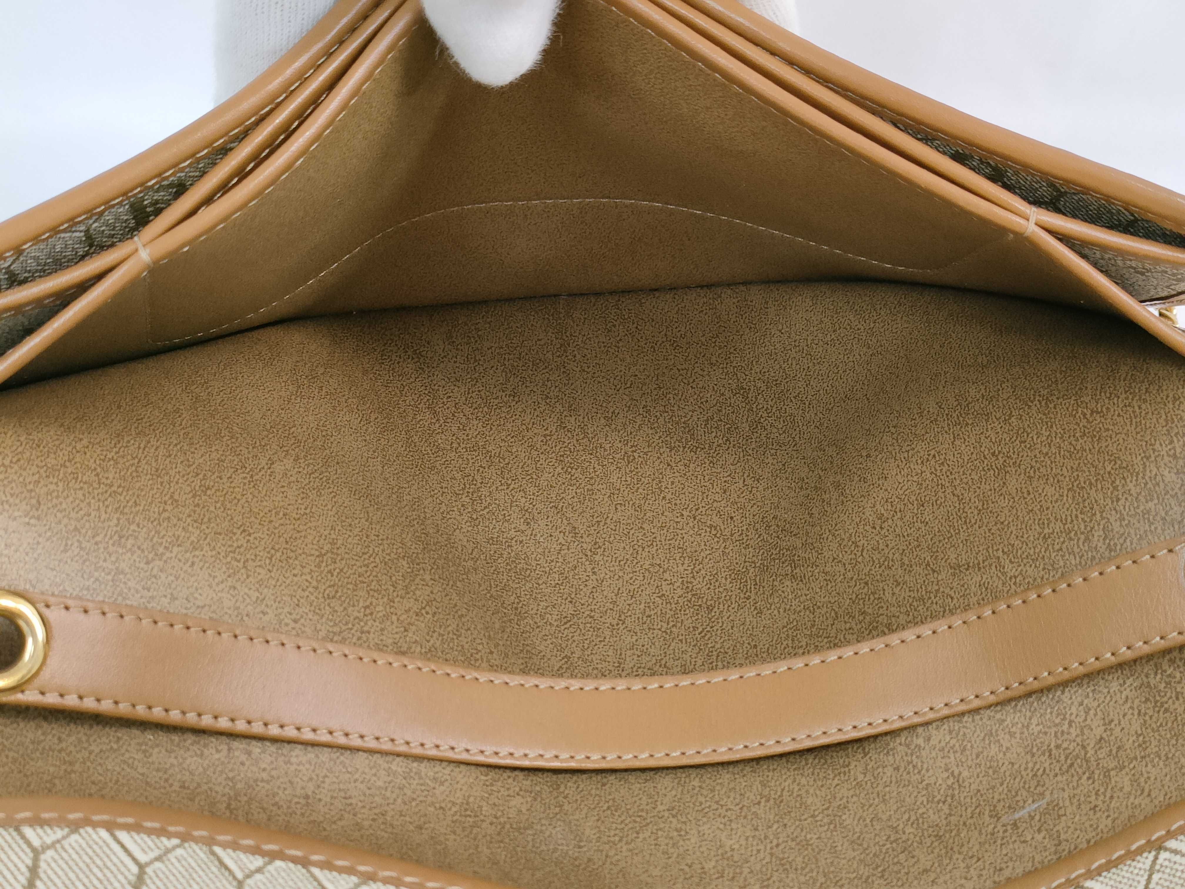 Chain Shoulder Bag — view 10