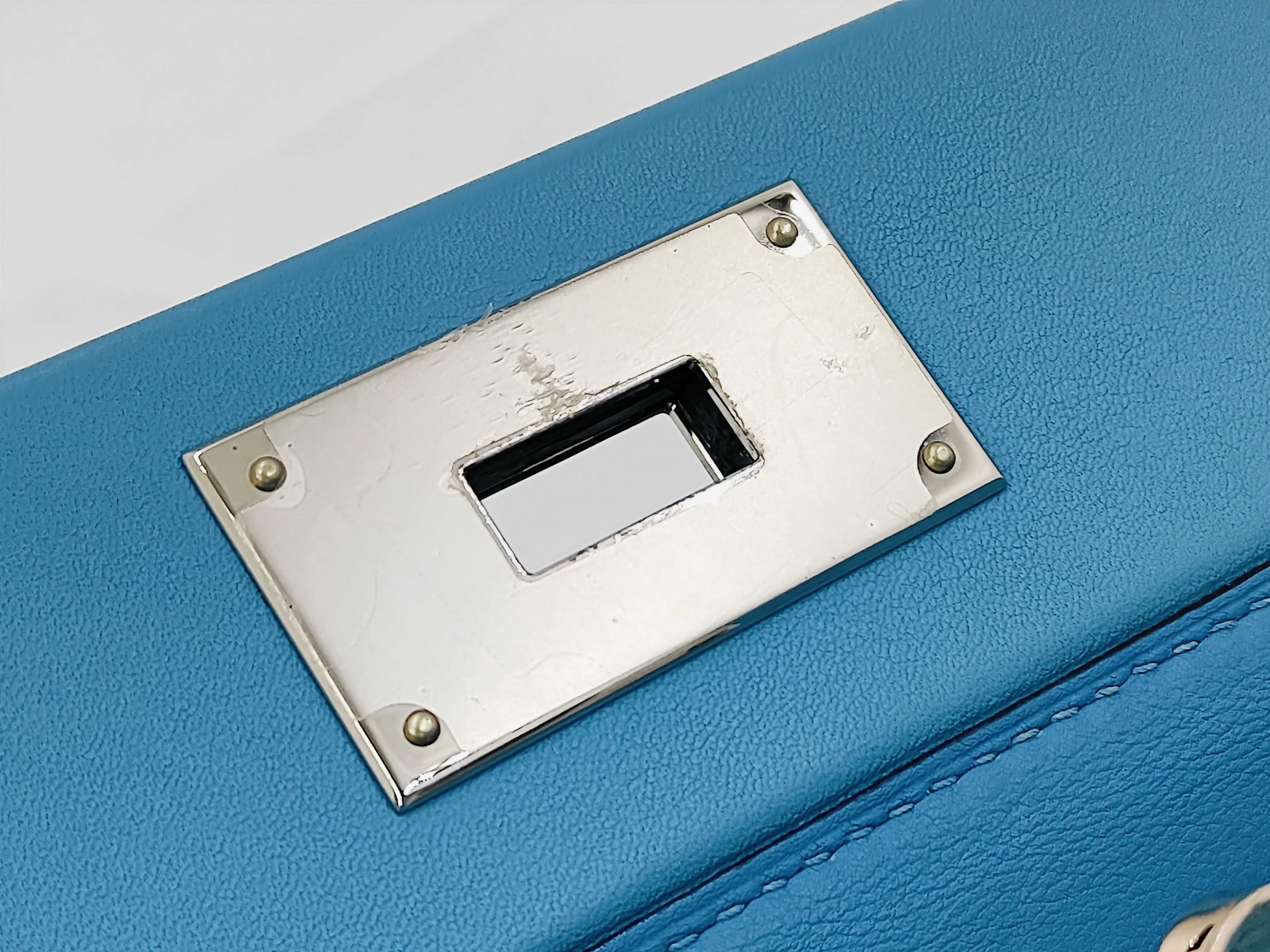 24/24 Leather 2-Way Handbag (D Stamp, Light Blue) — view 10