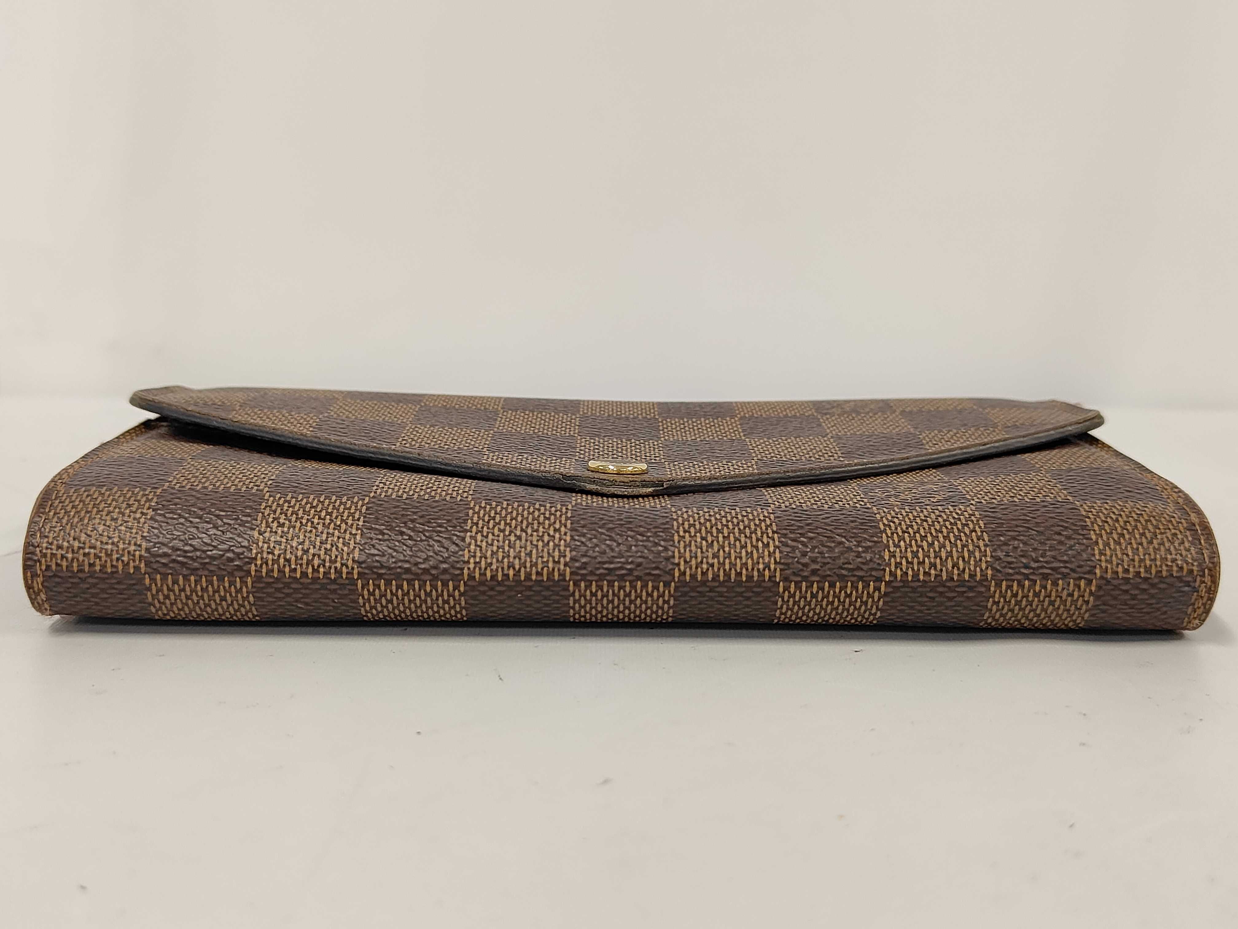 Damier Sarah Long Wallet — view 4