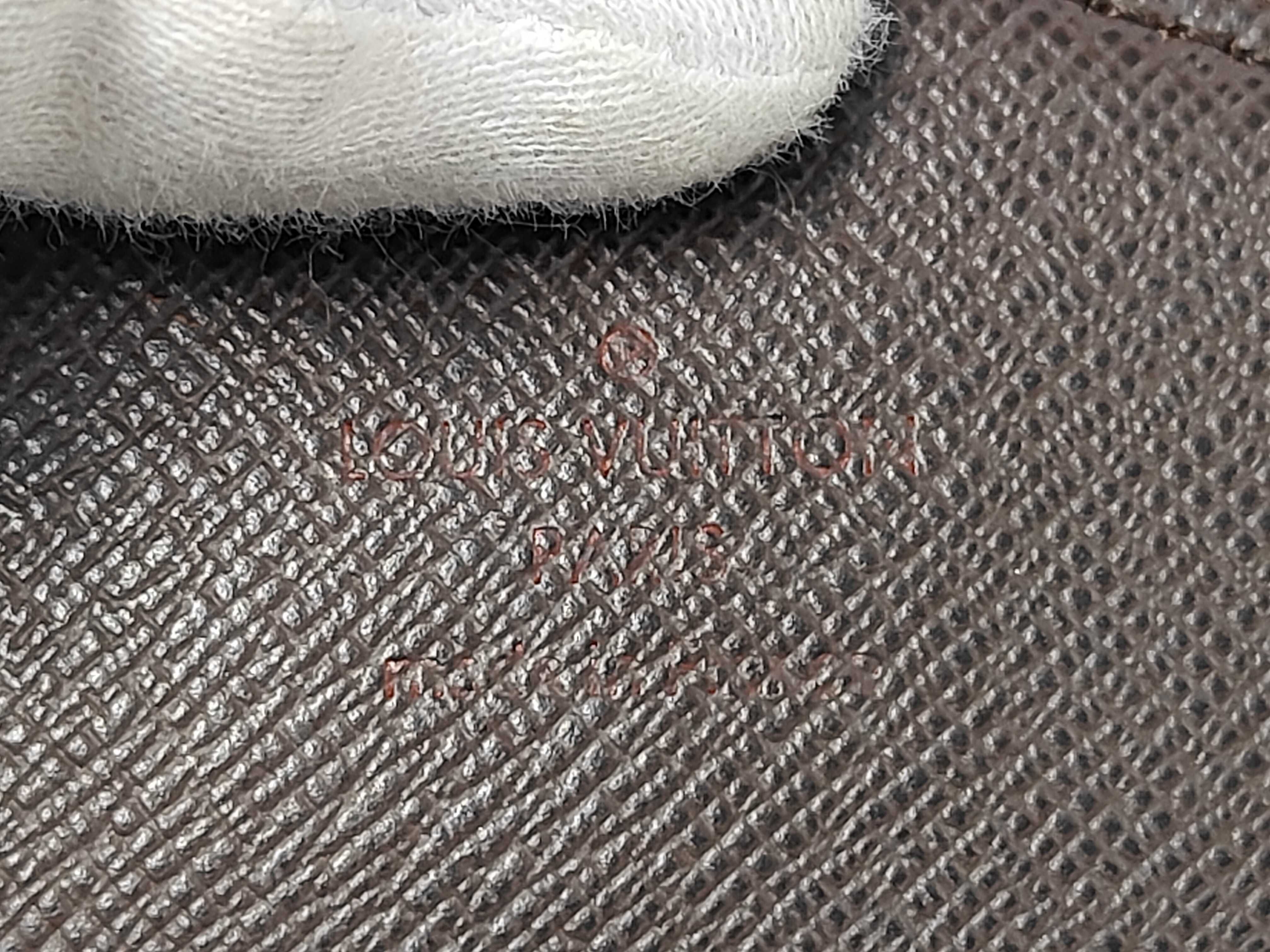 Damier Sarah Long Wallet — view 10