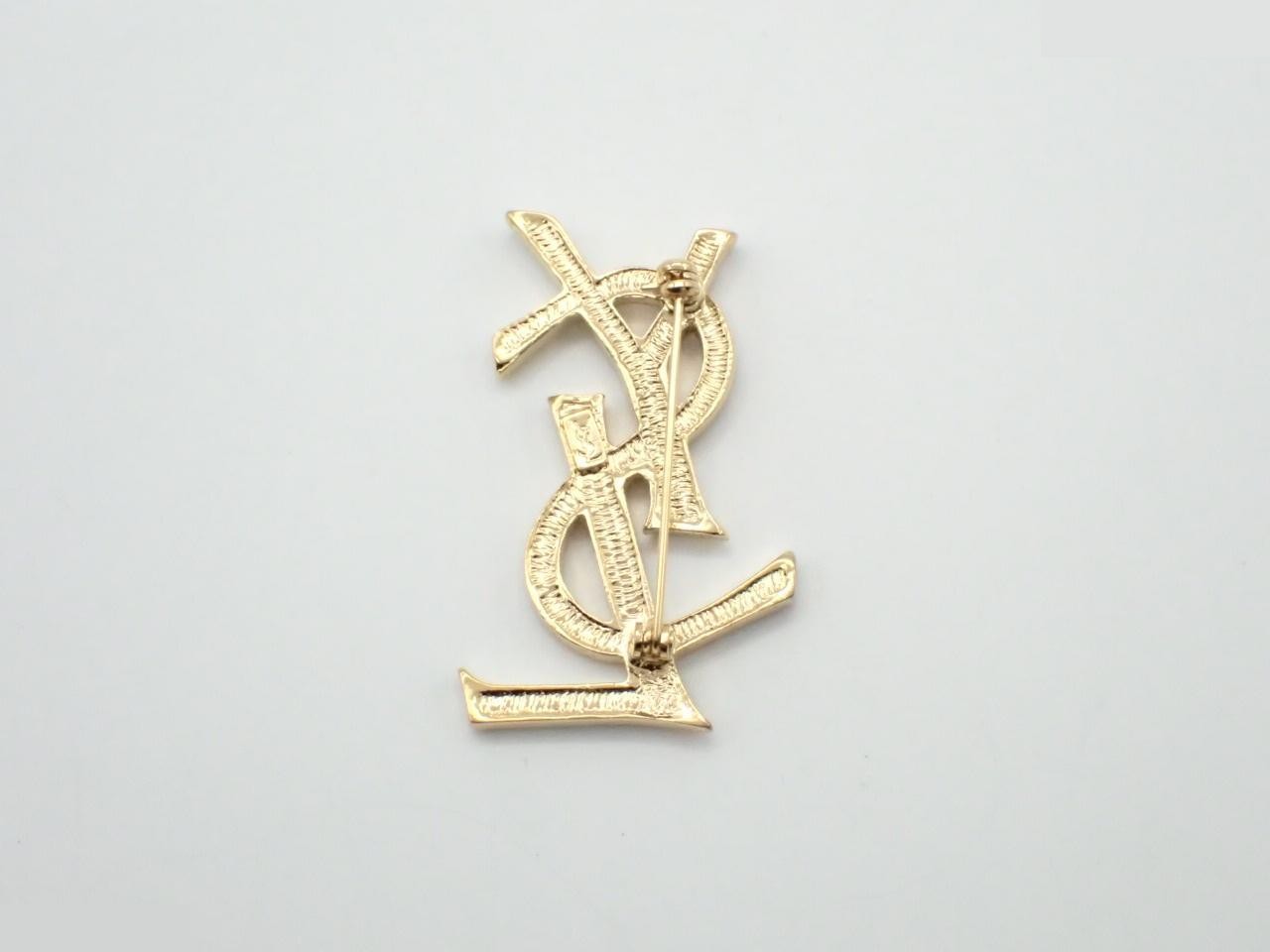 Logo rhinestone brooch, gold — view 2