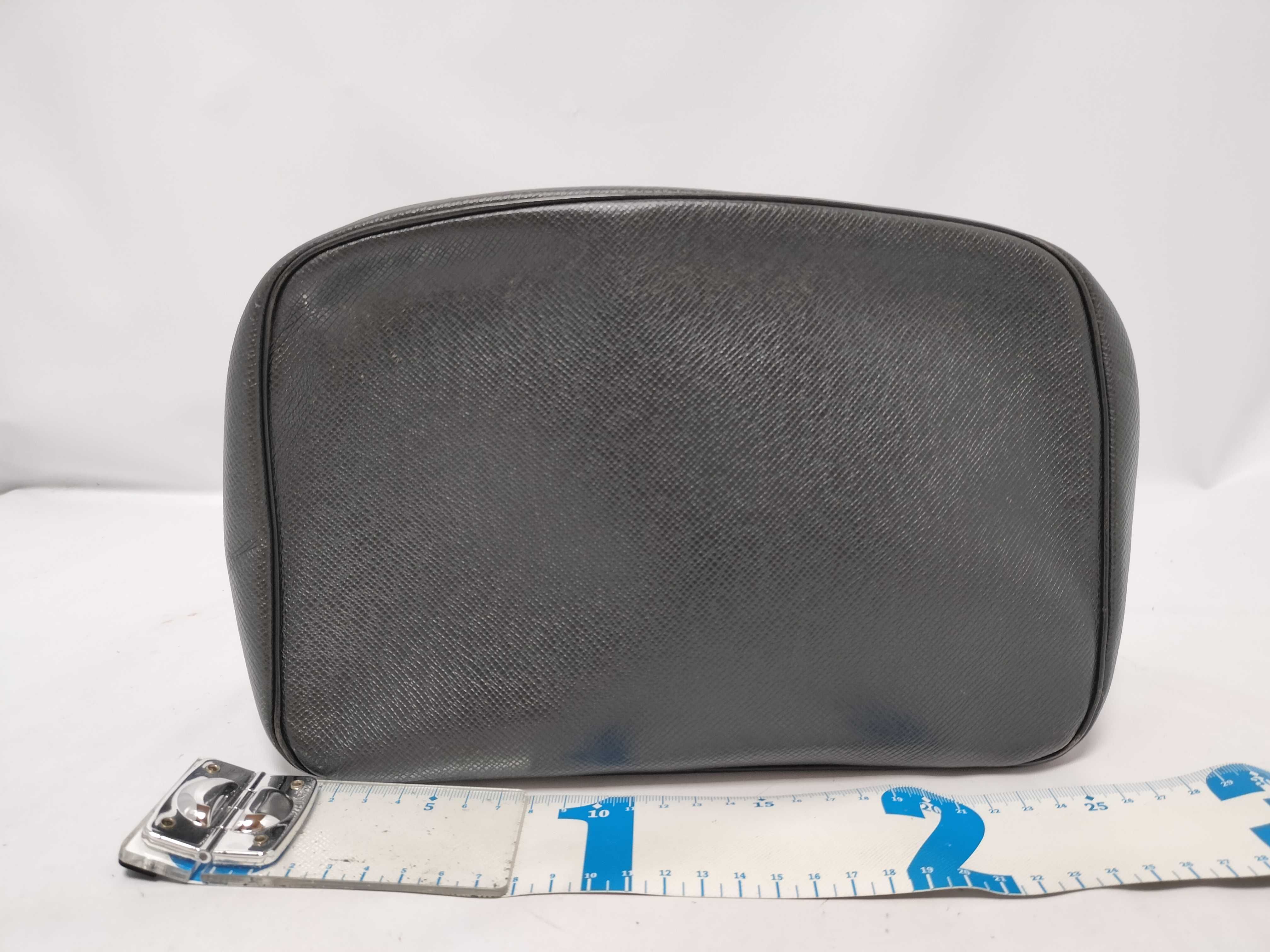 Taiga Leather Toilet Black CA0052 Second Bag — view 2