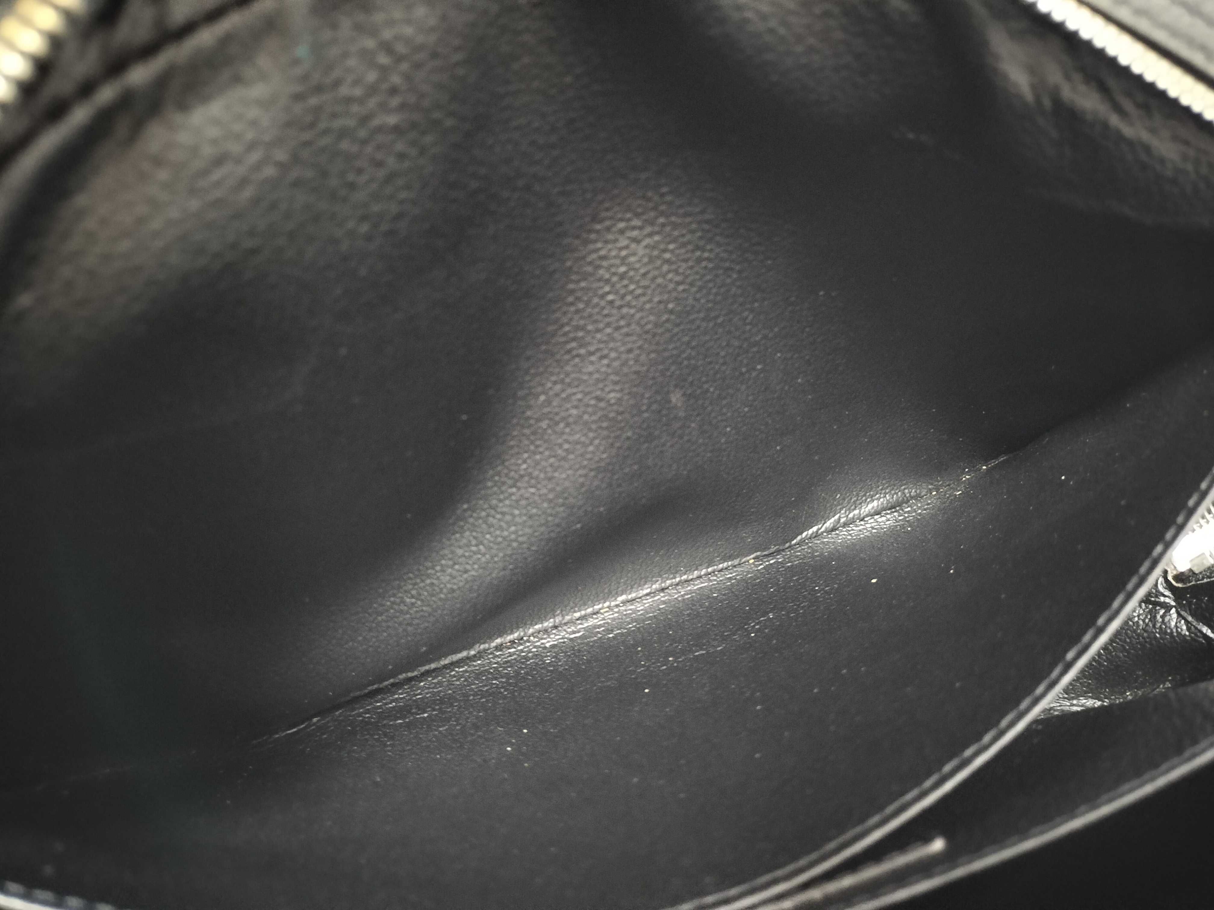 Taiga Leather Toilet Black CA0052 Second Bag — view 12
