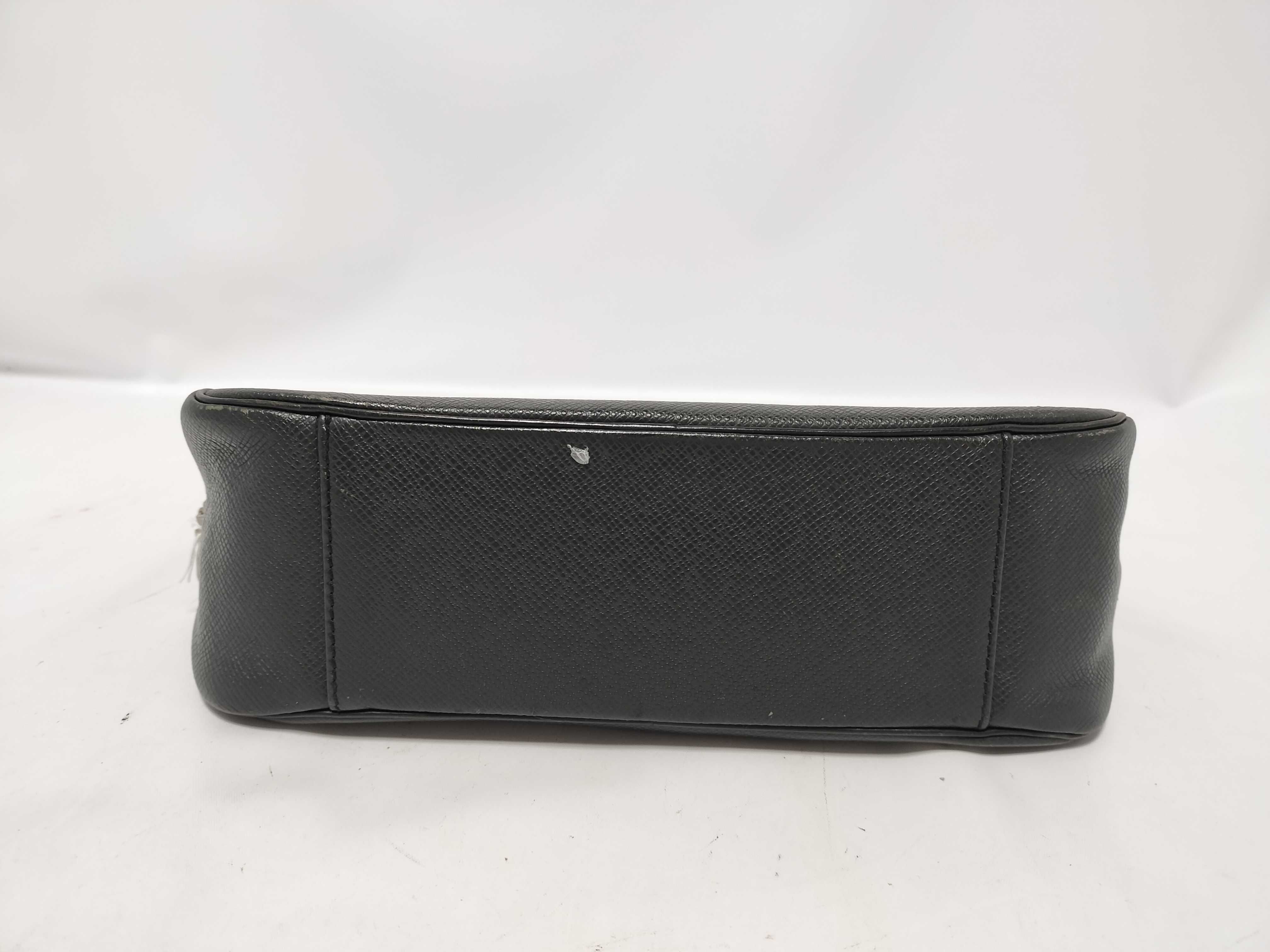 Taiga Leather Toilet Black CA0052 Second Bag — view 4
