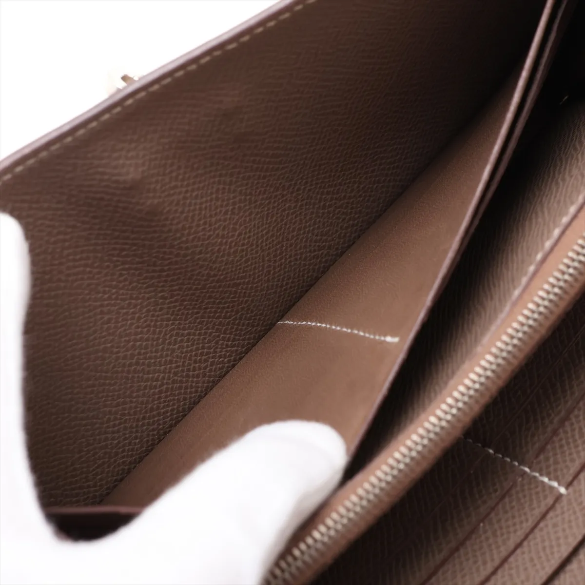 Kelly Wallet, Veau Epsom Leather, Long Wallet, Etoupe, Silver Hardware, M: 2009, Hardware is loose. — view 6