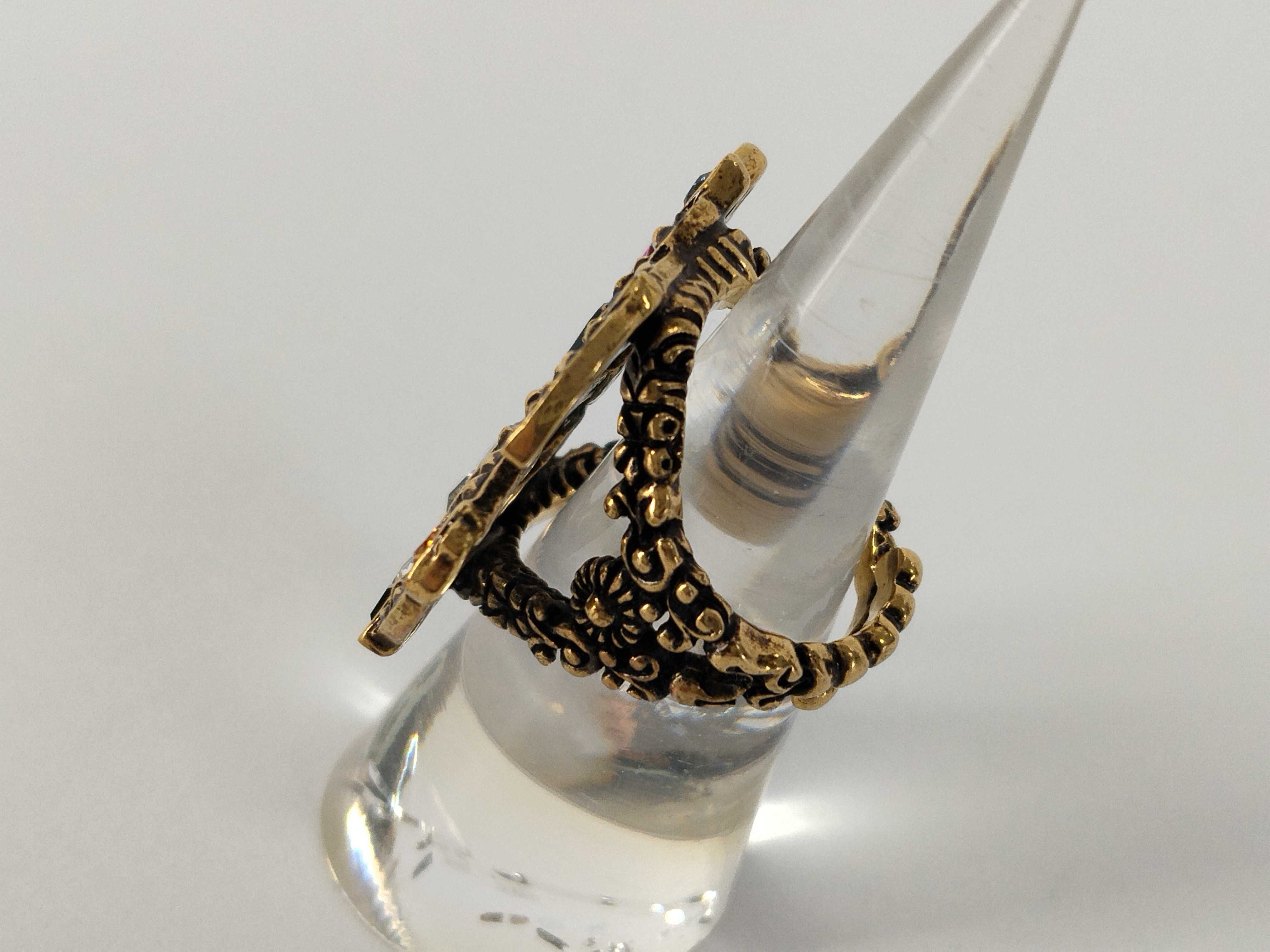 ring — view 2