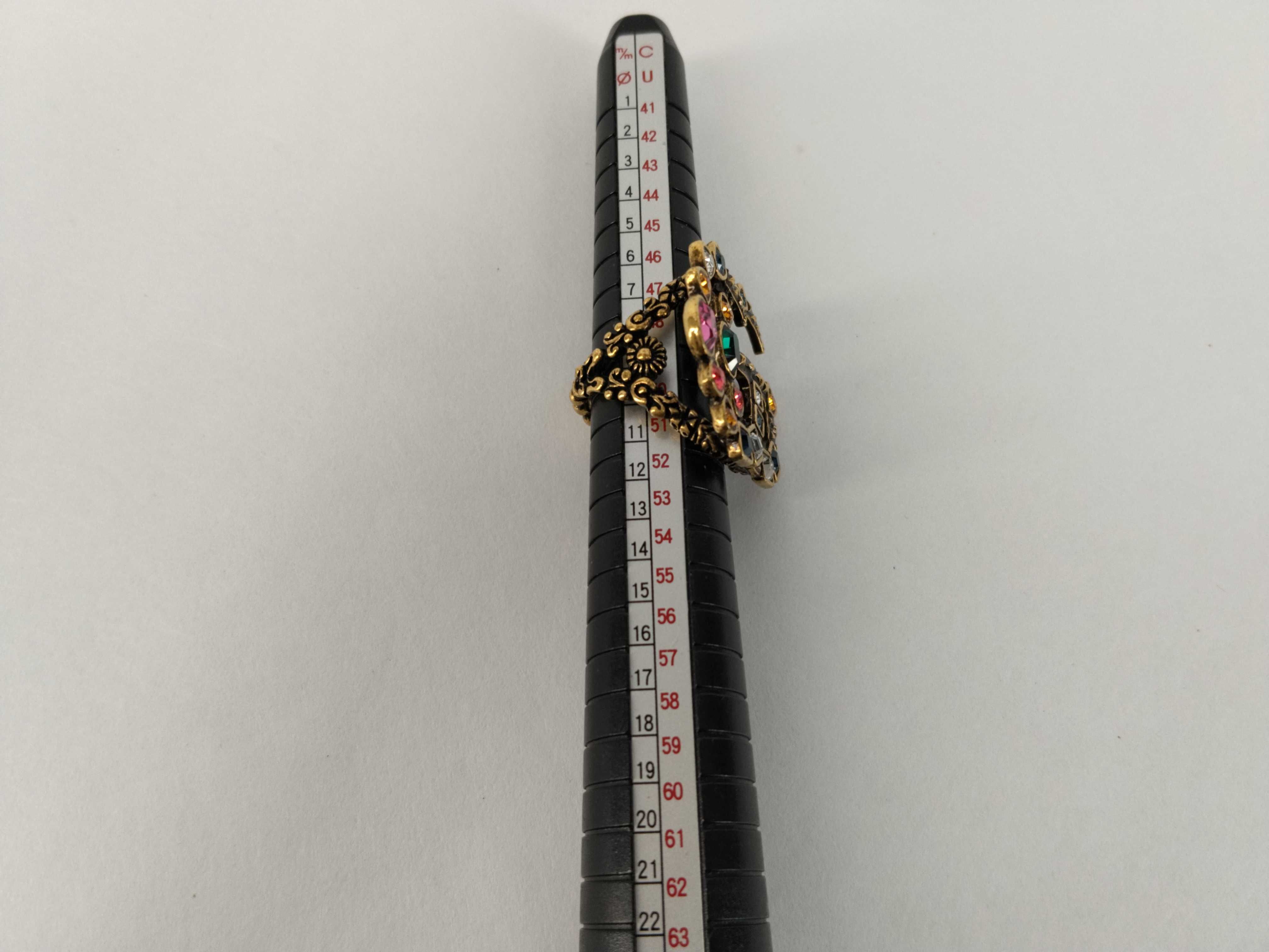 ring — view 9