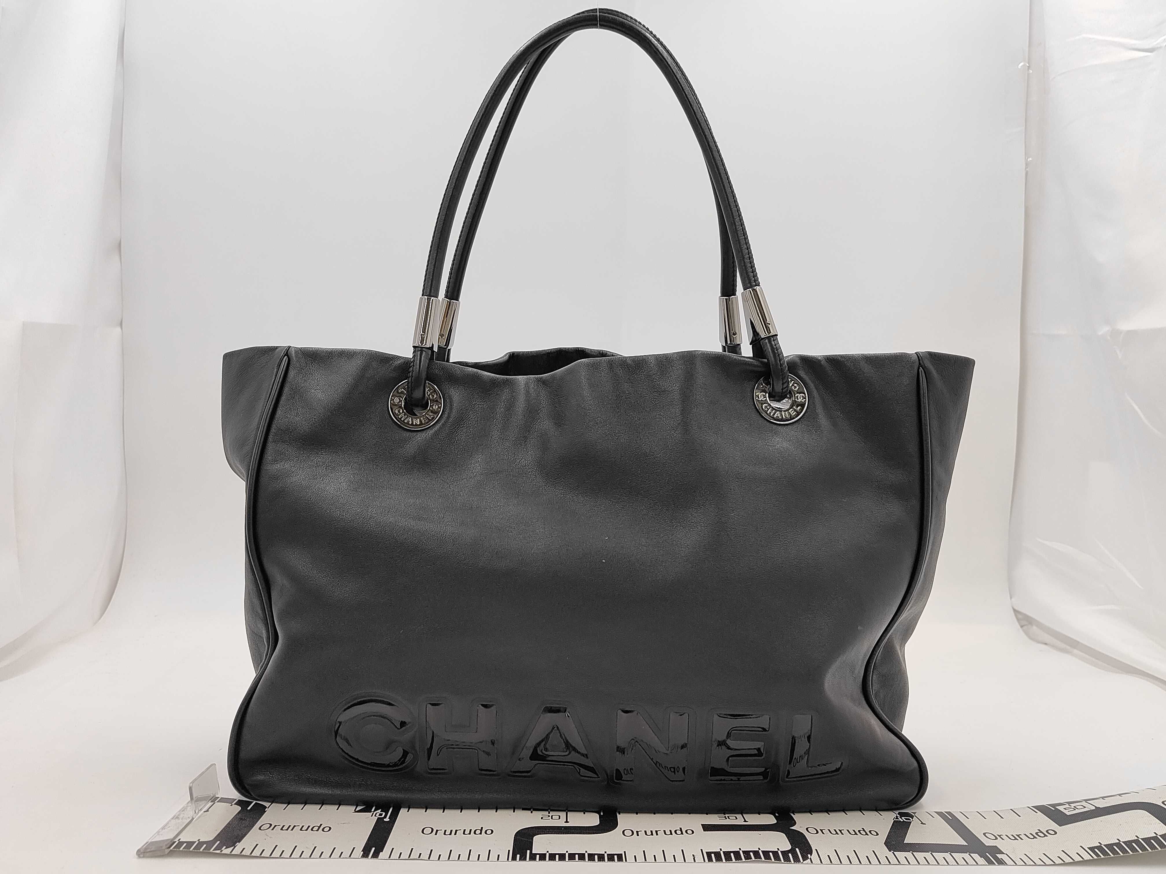 Camellia Tote Bag, Leather, Black Bag — view 2
