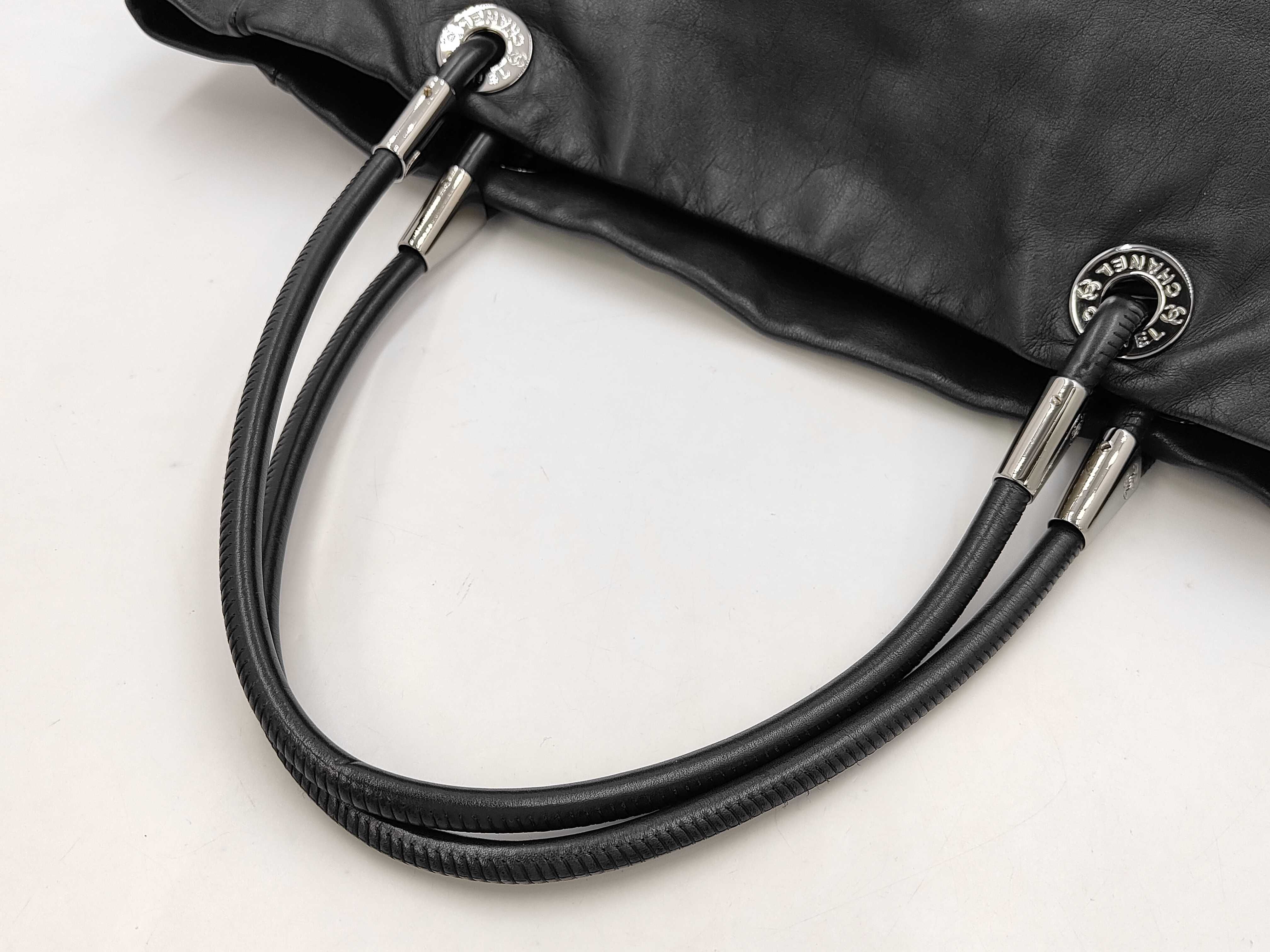 Camellia Tote Bag, Leather, Black Bag — view 3
