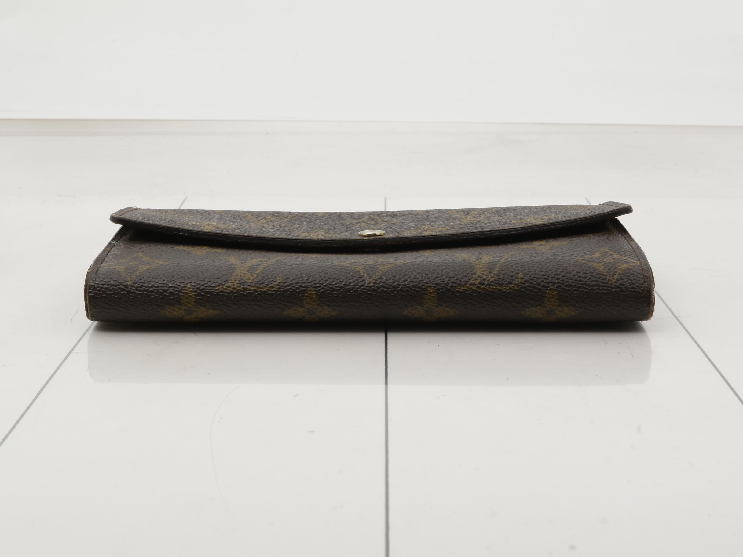 Monogram Portefeuille Sarah Bi-fold Long Wallet — view 3