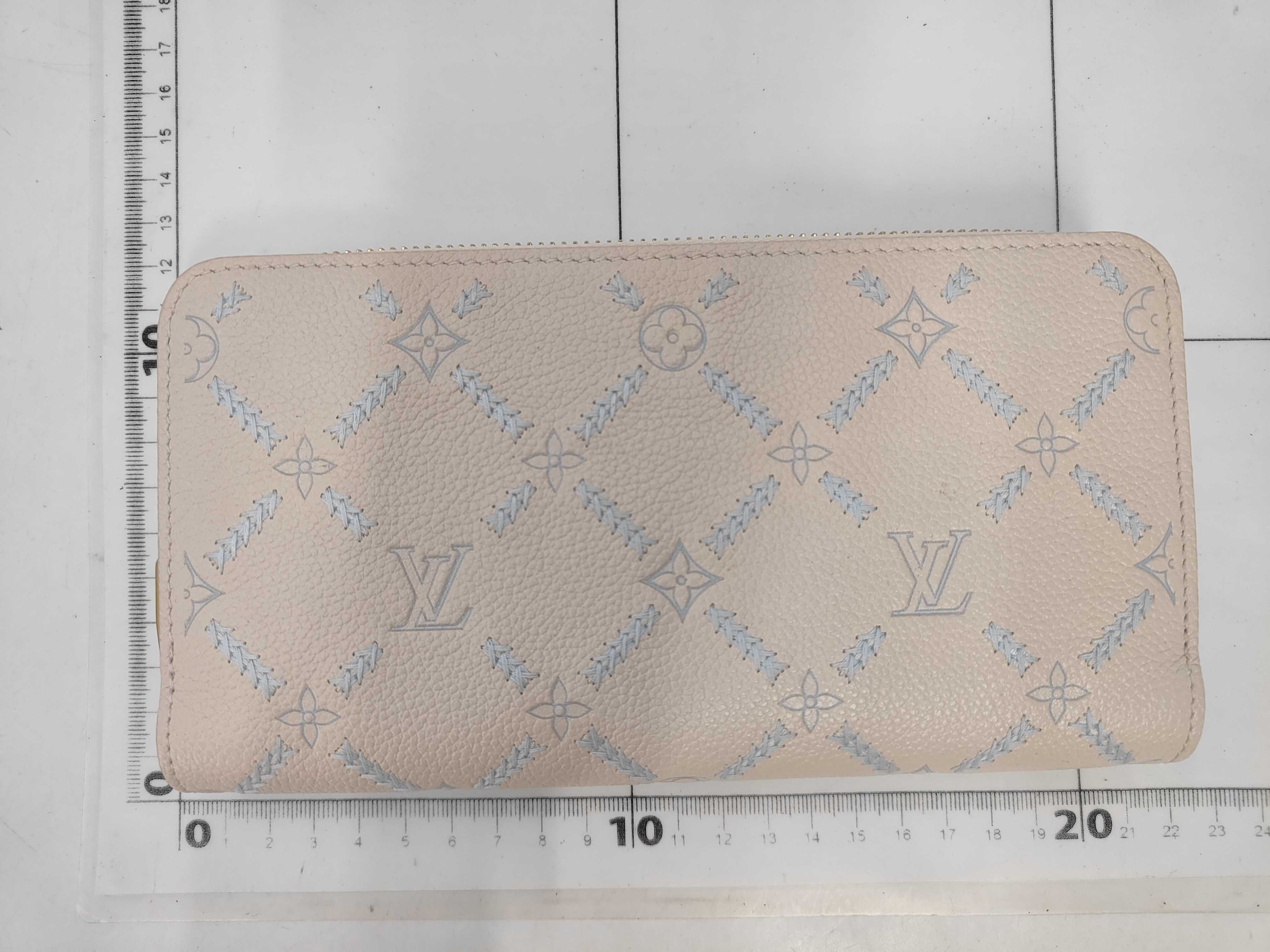 Monogram M28510 Empreinte Quartz Couture Zippy Wallet (Japan Limited Edition) — view 2